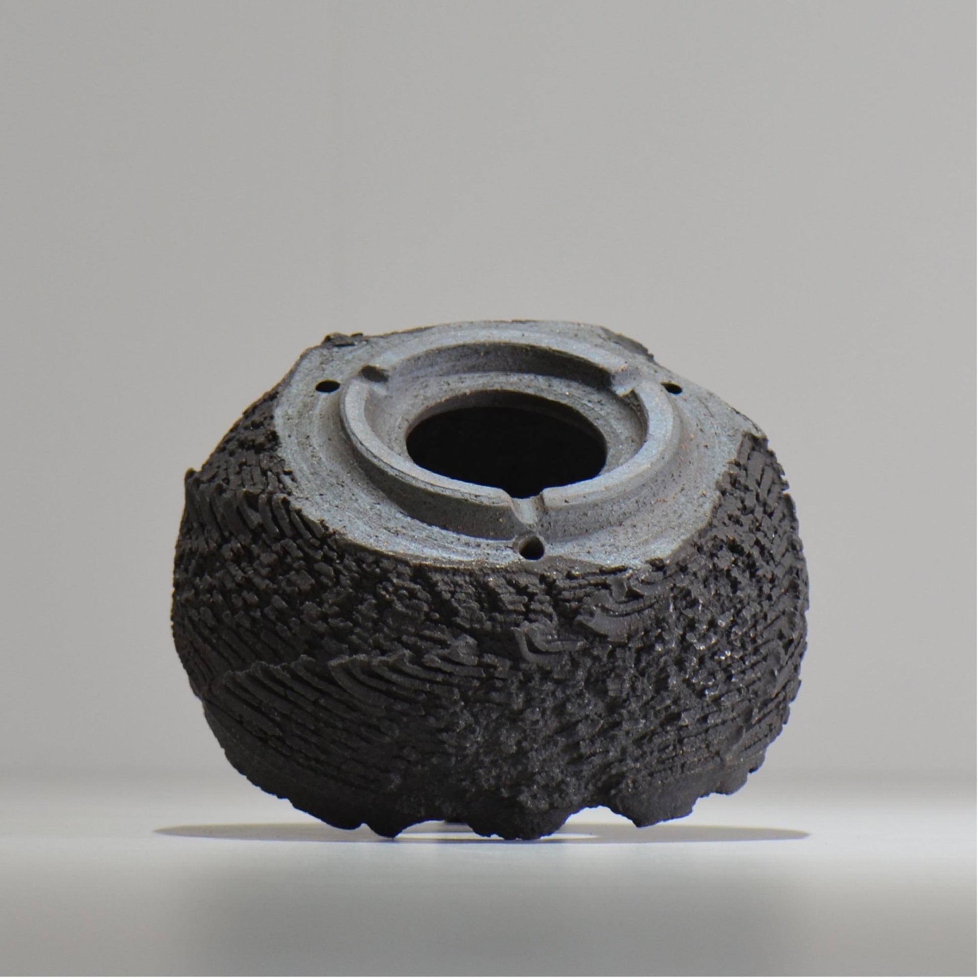 菊地元野 / DANSOU GLOSS ブラック / kg_db44_m /  約φ14cm / 植木鉢