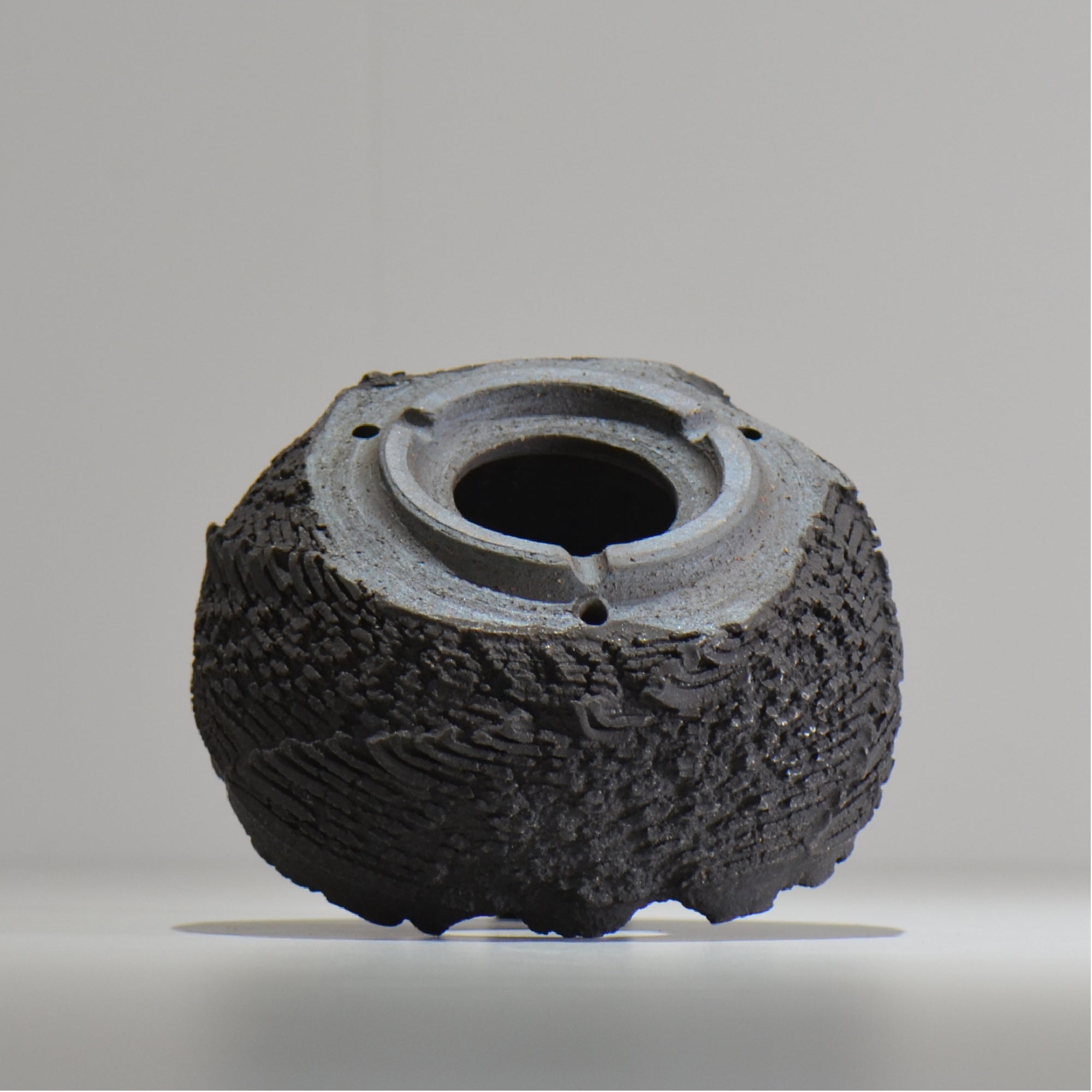 菊地元野 / DANSOU GLOSS ブラック / kg_db44_m /  約φ14cm / 植木鉢