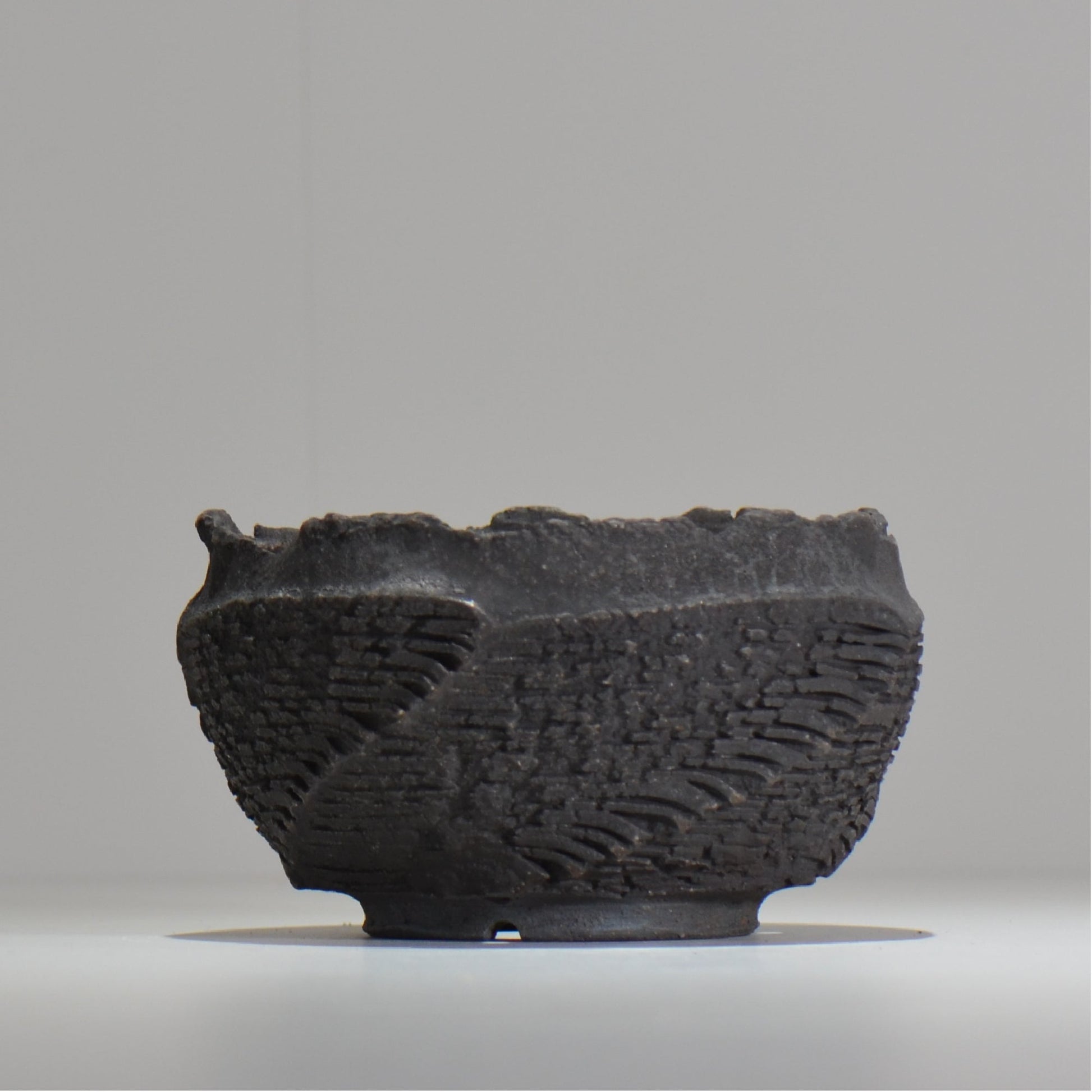 菊地元野 / DANSOU GLOSS ブラック / kg_db45_m /  約φ14cm / 植木鉢