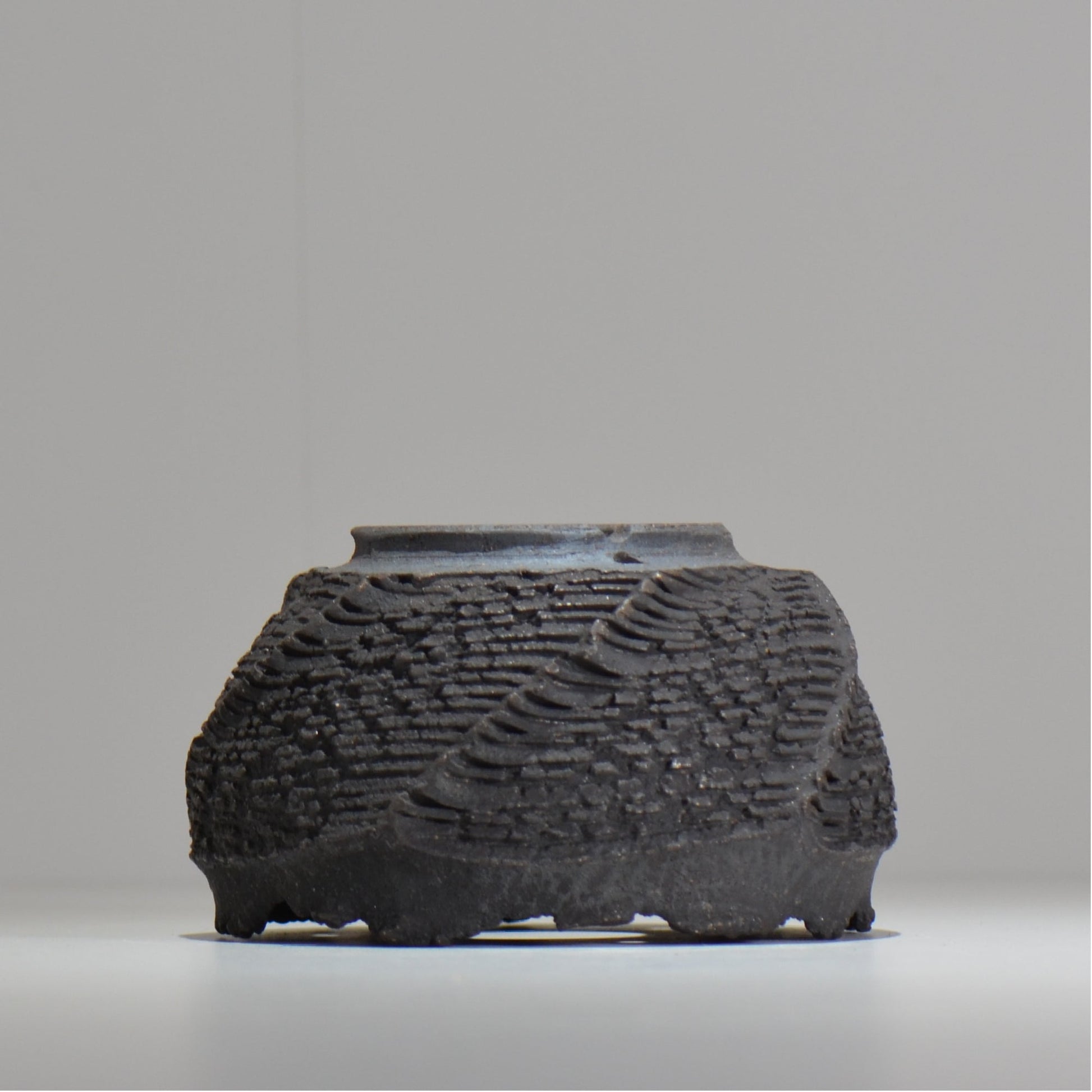 菊地元野 / DANSOU GLOSS ブラック / kg_db45_m /  約φ14cm / 植木鉢