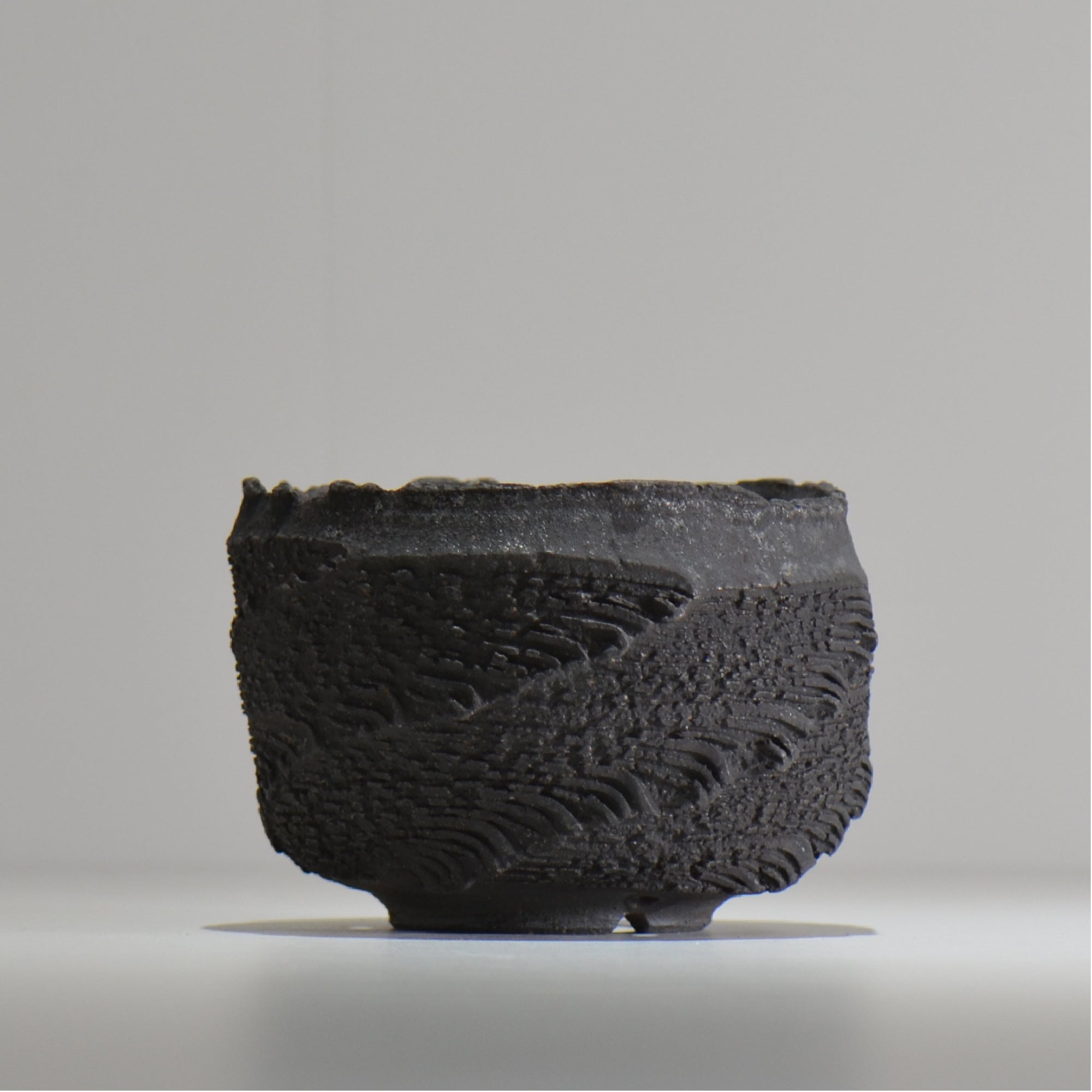 菊地元野 / DANSOU GLOSS ブラック / kg_db46_m /  約φ12.5cm / 植木鉢
