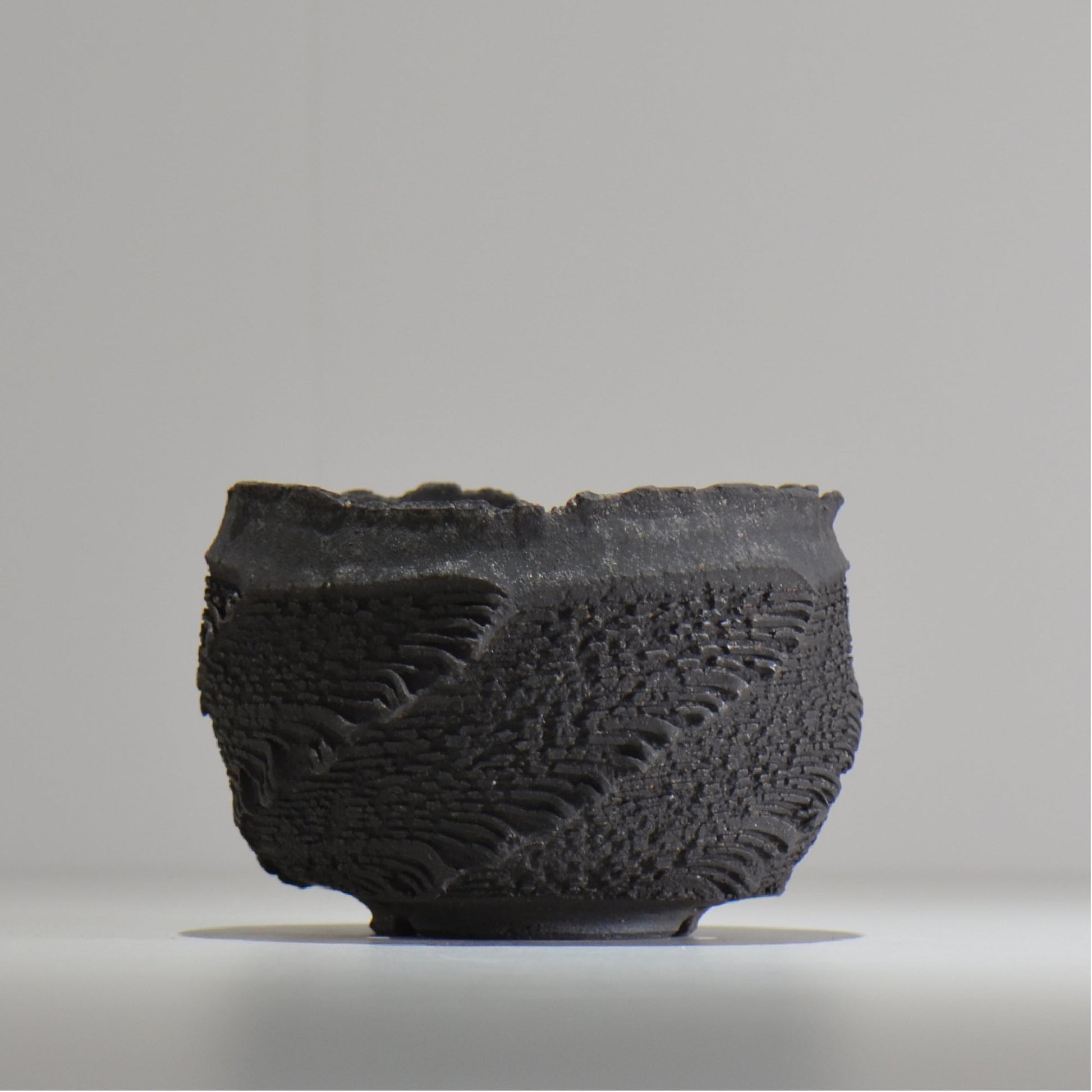 菊地元野 / DANSOU GLOSS ブラック / kg_db46_m /  約φ12.5cm / 植木鉢