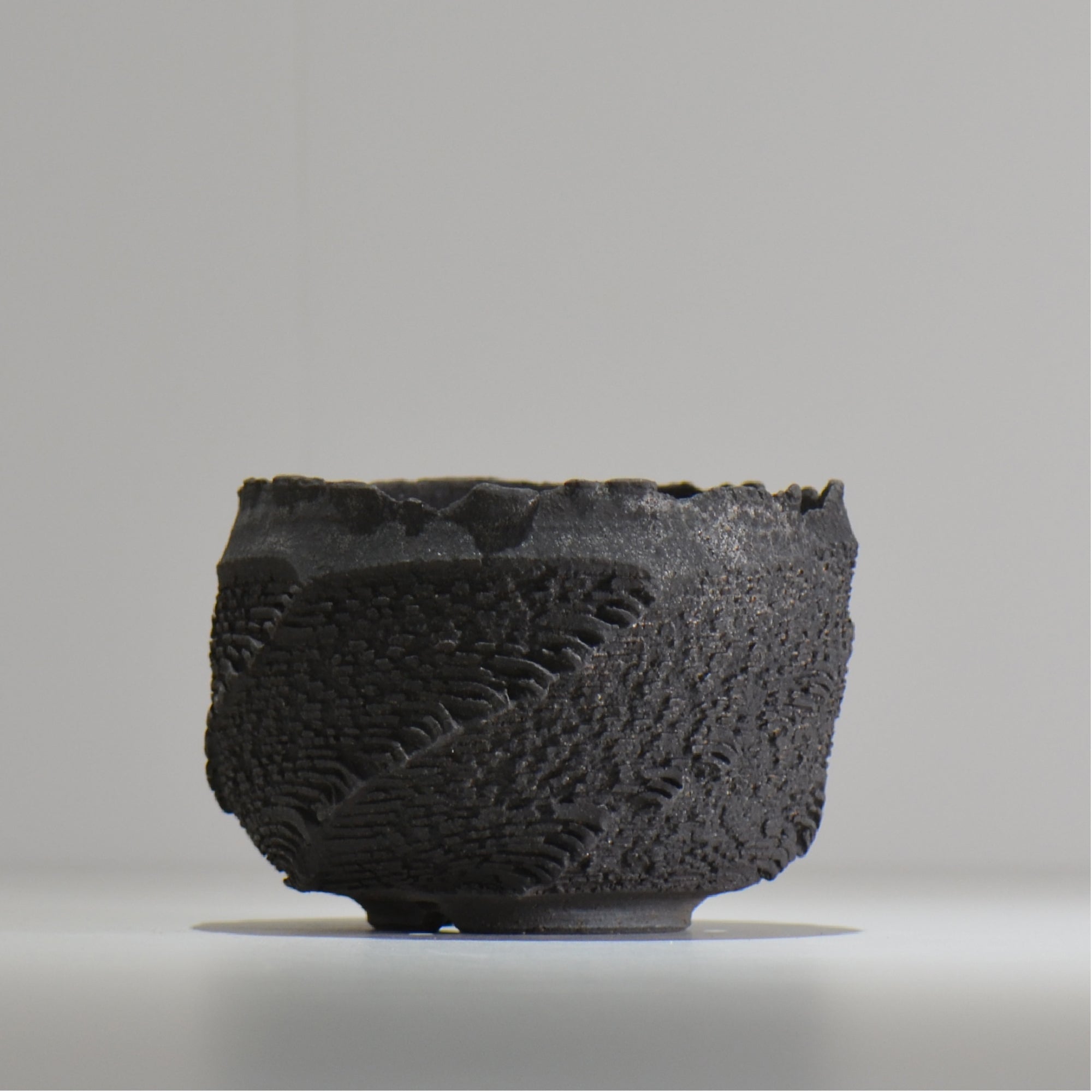 菊地元野 / DANSOU GLOSS ブラック / kg_db46_m /  約φ12.5cm / 植木鉢