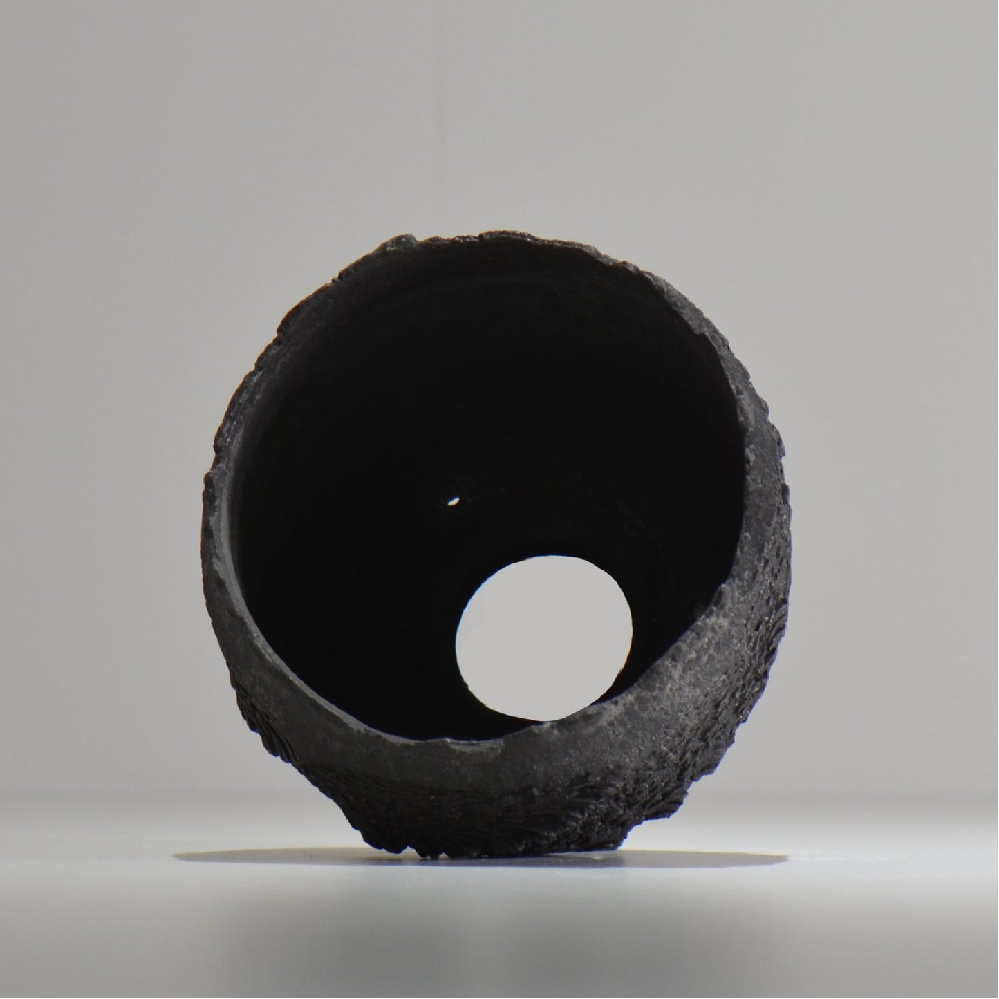 菊地元野 / DANSOU GLOSS ブラック / kg_db46_m /  約φ12.5cm / 植木鉢