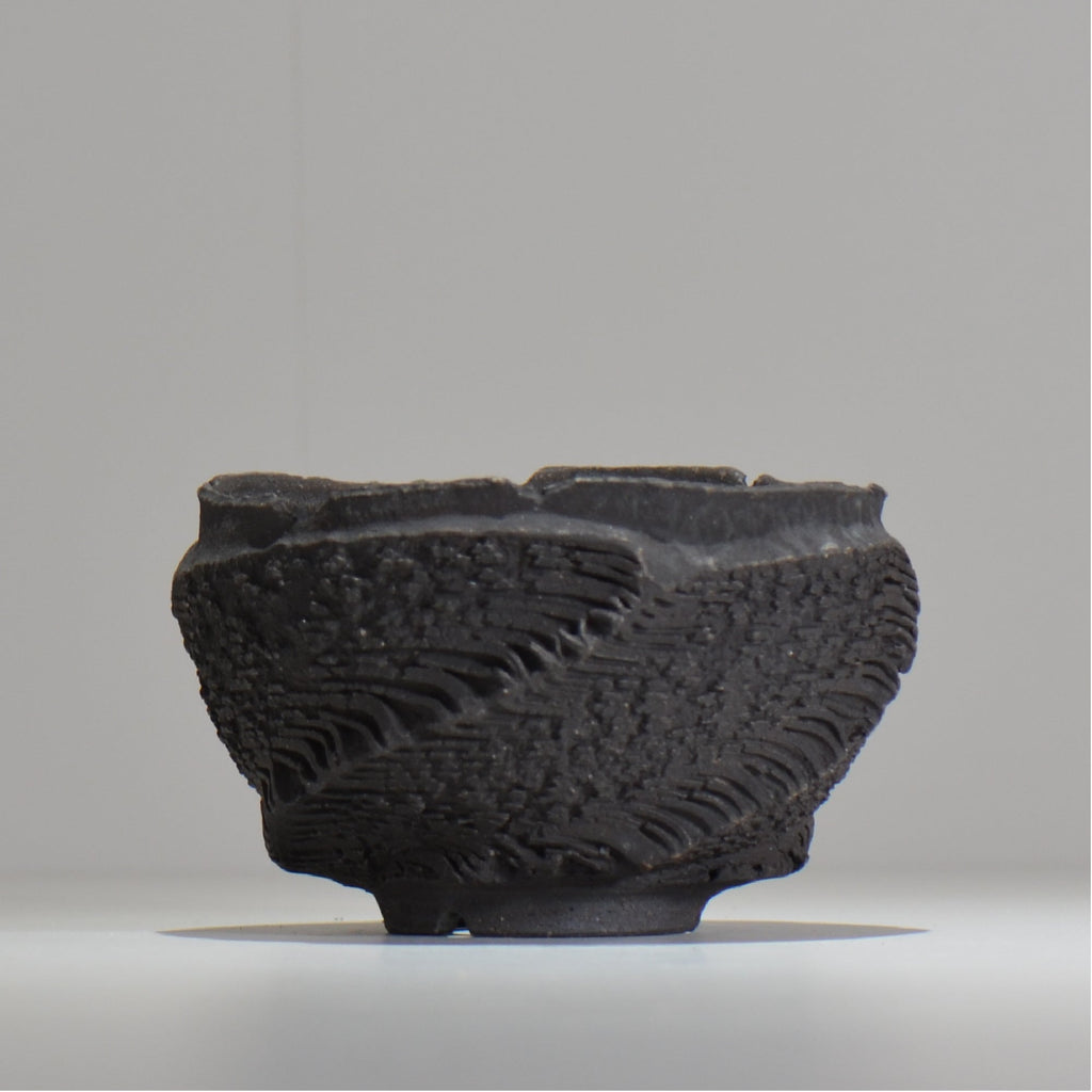 菊地元野 / DANSOU GLOSS ブラック / kg_db47_m /  約φ13.5cm / 植木鉢