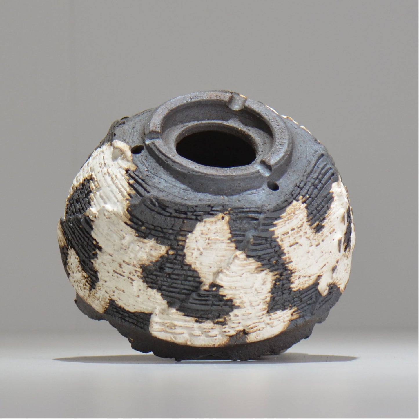 菊地元野 / DANSOU GLOSS ツートン / kg_dt58_m /  約φ13cm / 植木鉢