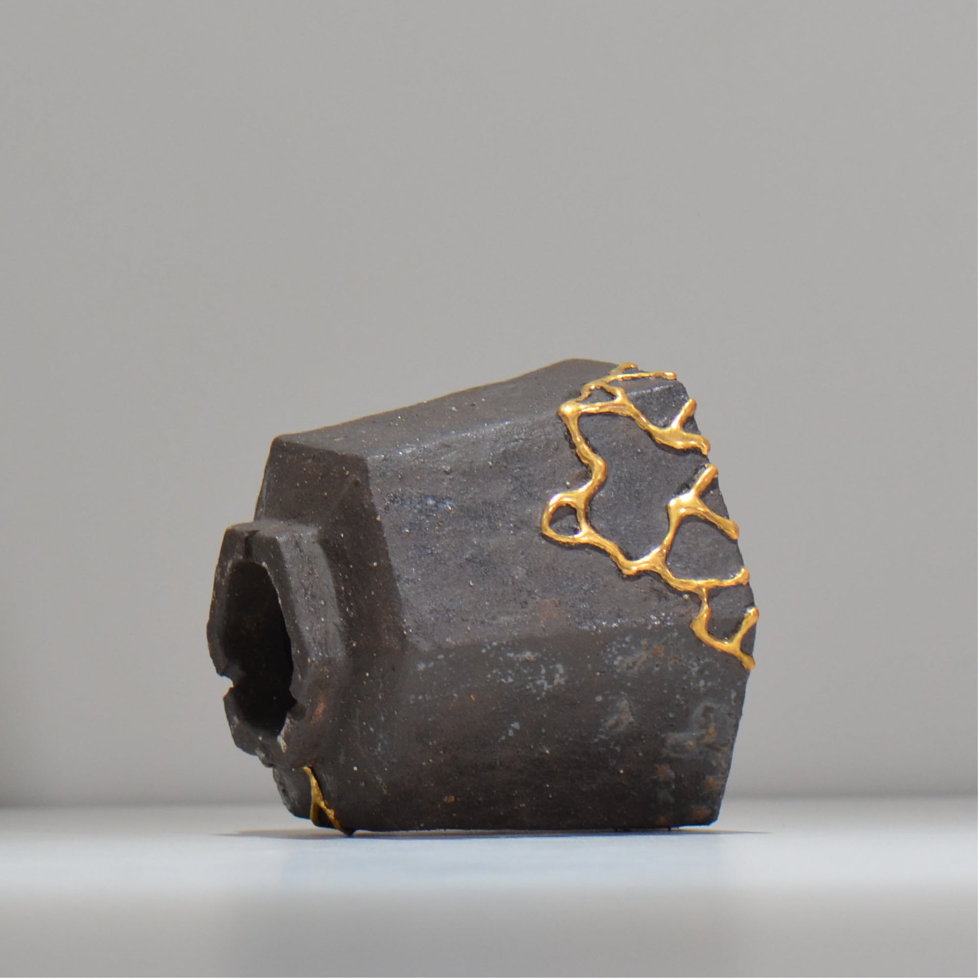 キタマクラ研究所 / Vernacular MAT / kl1_vm02_m / 約 φ13cm / 植木鉢