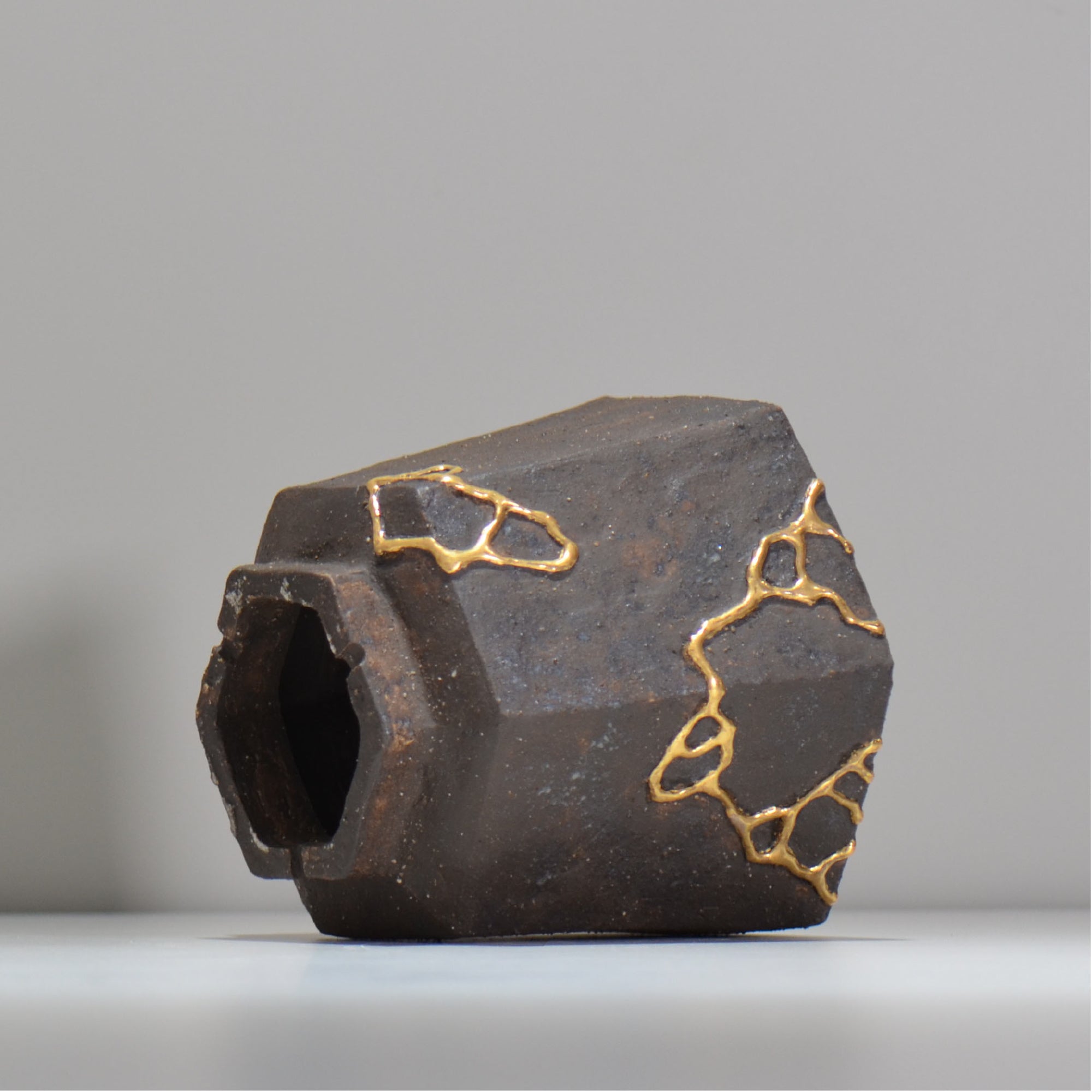 キタマクラ研究所 / Vernacular MAT / kl1_vm05_l / 約 φ15.5cm / 植木鉢