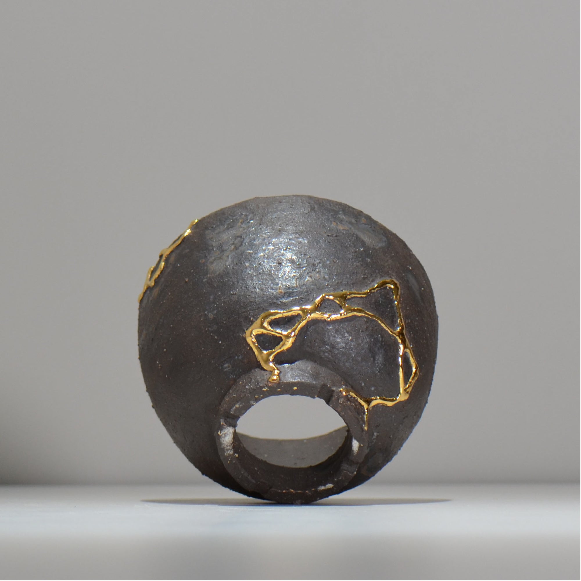 キタマクラ研究所 / Vernacular / kl1_v08_m / 約 φ12.6cm / 植木鉢