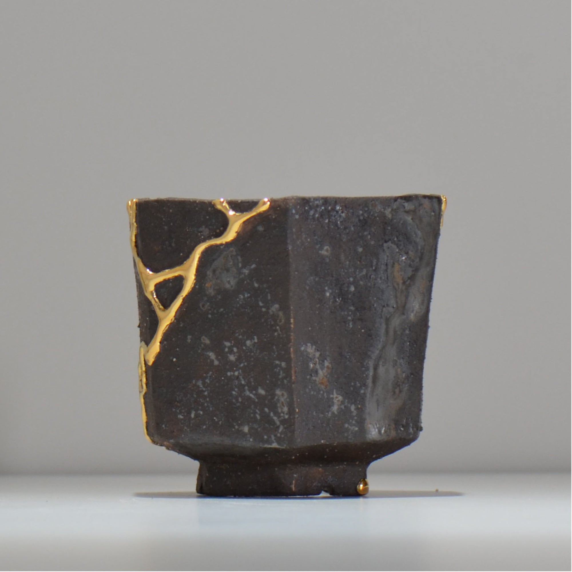 キタマクラ研究所 / Vernacular / kl1_v09_s / 約 φ12cm / 植木鉢