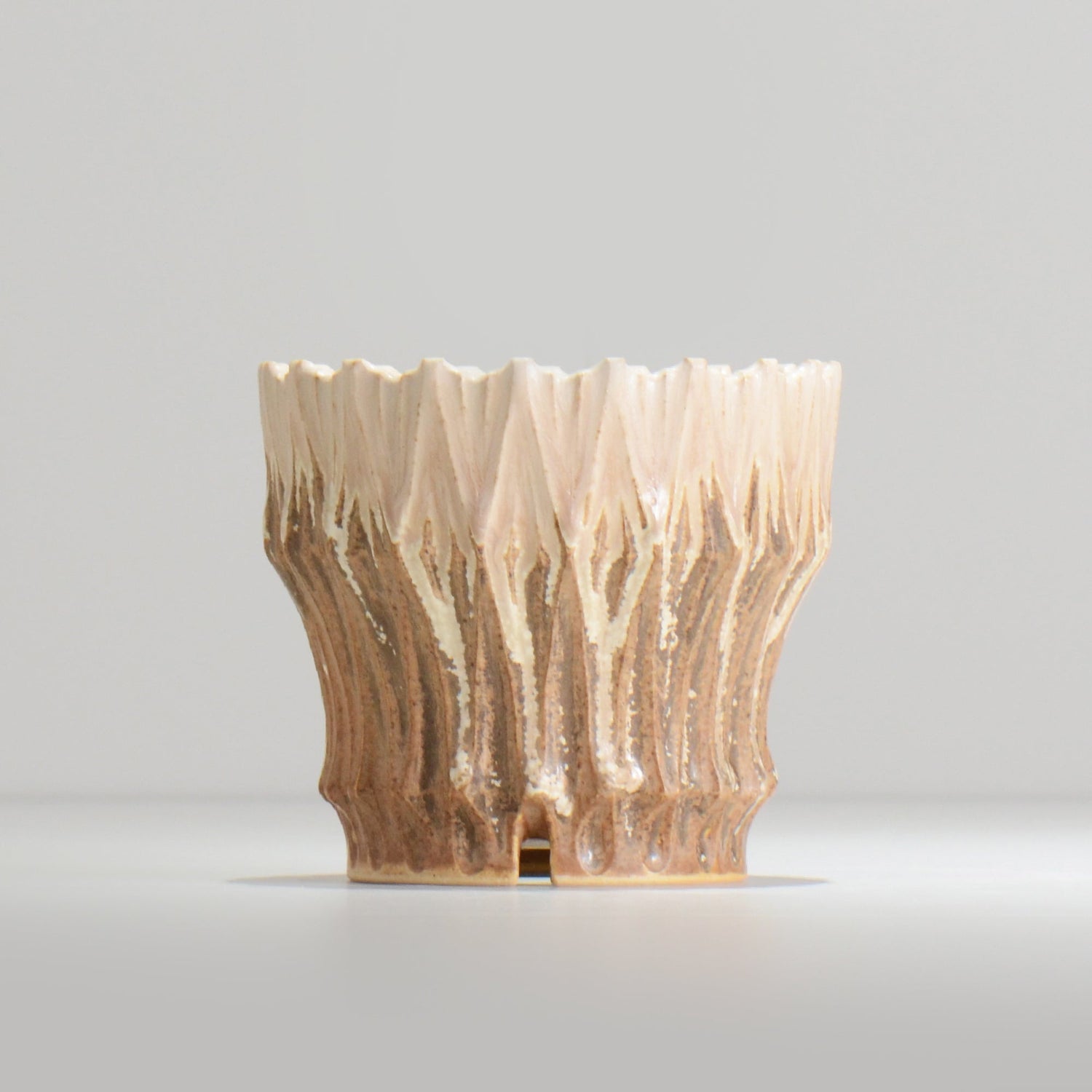 中野 明彦 / KIRIKO_d29 / 約 φ12cm / M / アンバー / 植木鉢