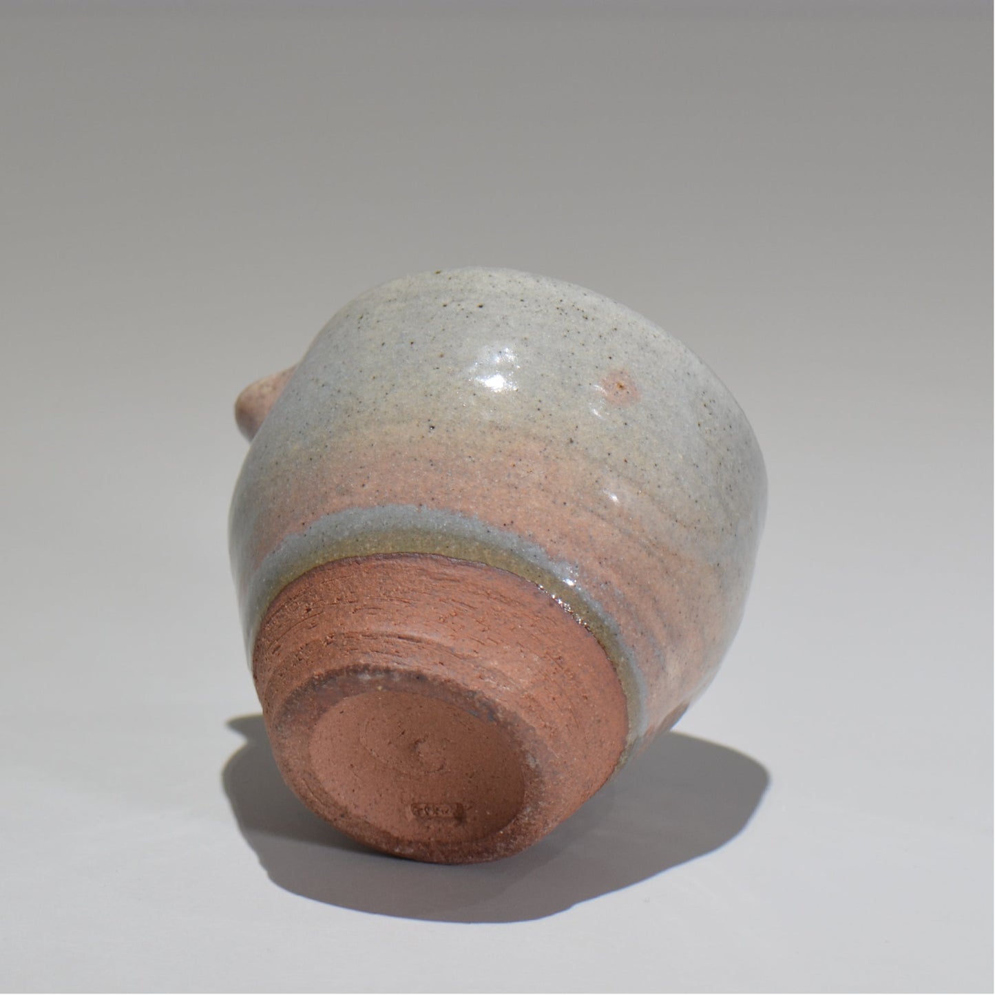 川合 牧人 / 粉引片口酒器 / km_01