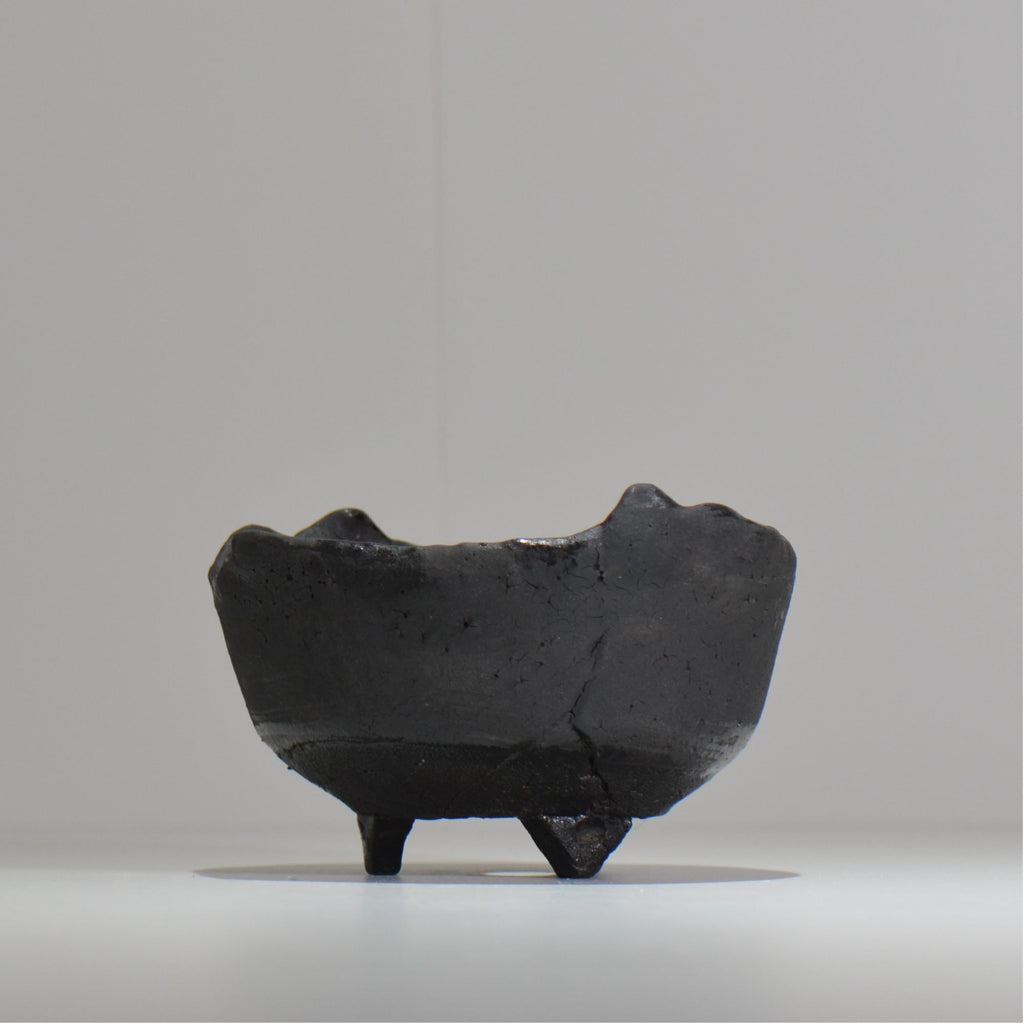 川合牧人 / UROKO POT BLACK / km_urkb01_m / 約φ13cm / 植木鉢