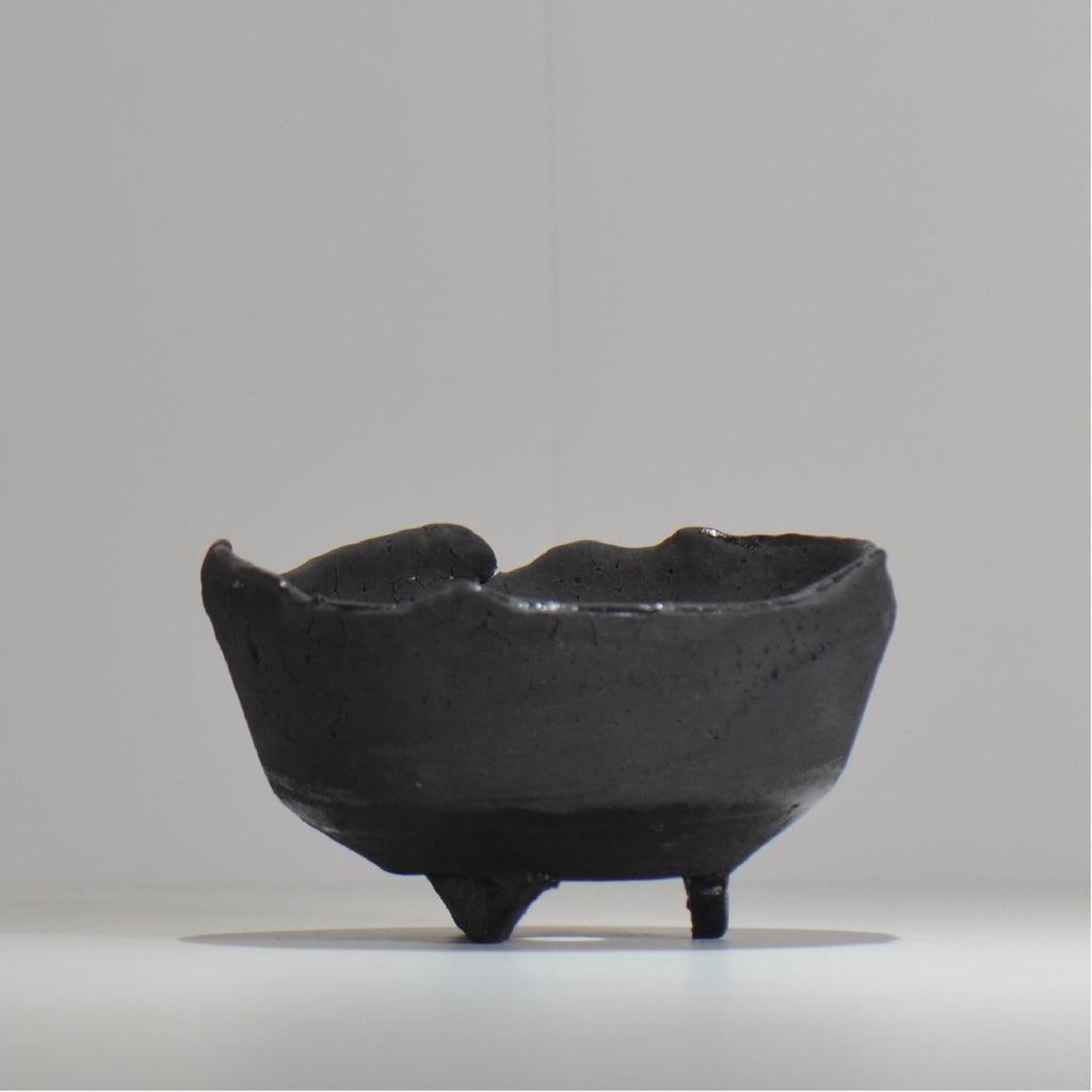 川合牧人 / UROKO POT BLACK / km_urkb02_m / 約φ13.5cm / 植木鉢