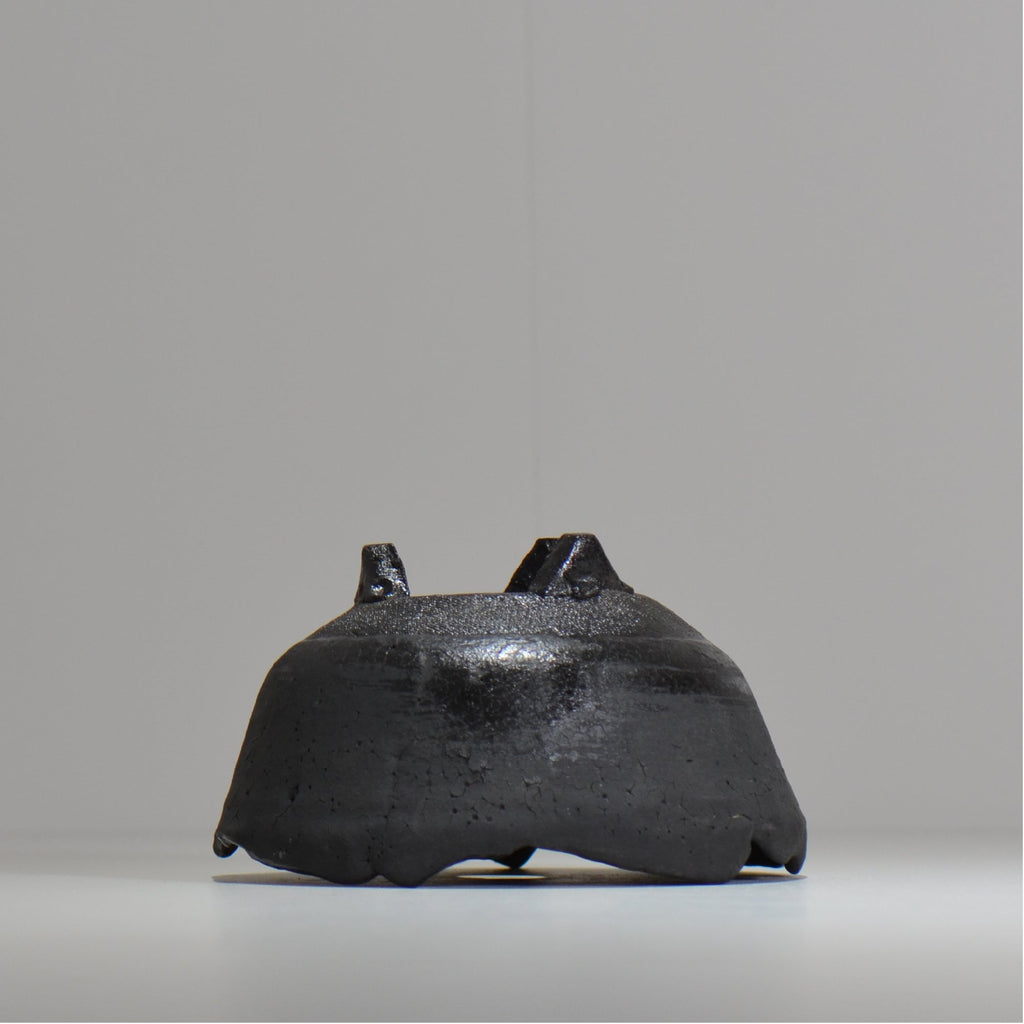 川合牧人 / UROKO POT BLACK / km_urkb02_m / 約φ13.5cm / 植木鉢