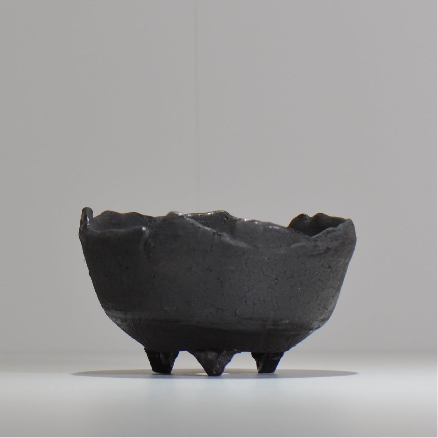 川合牧人 / UROKO POT BLACK / km_urkb03_m / 約φ14cm / 植木鉢