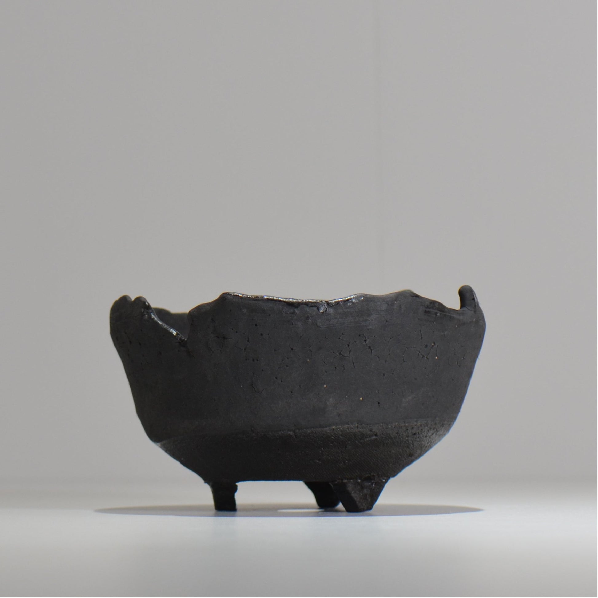 川合牧人 / UROKO POT BLACK / km_urkb03_m / 約φ14cm / 植木鉢