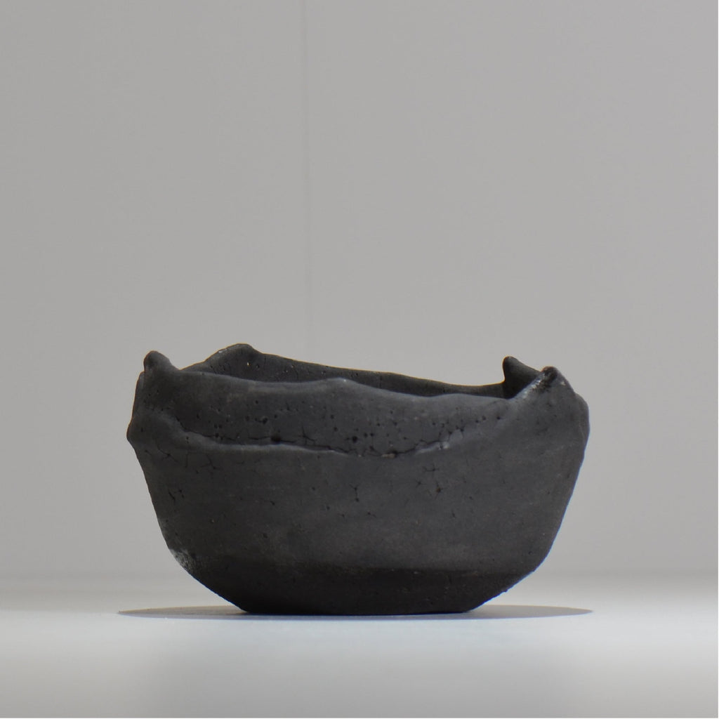 川合牧人 / UROKO POT BLACK / km_urkb05_m / 約φ13cm / 植木鉢