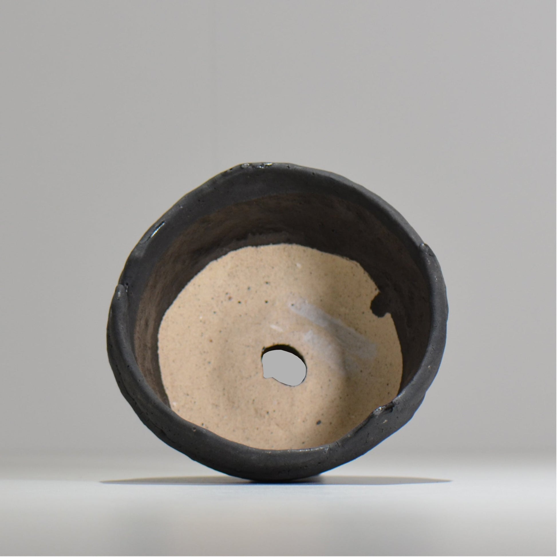 川合牧人 / UROKO POT BLACK / km_urkb05_m / 約φ13cm / 植木鉢