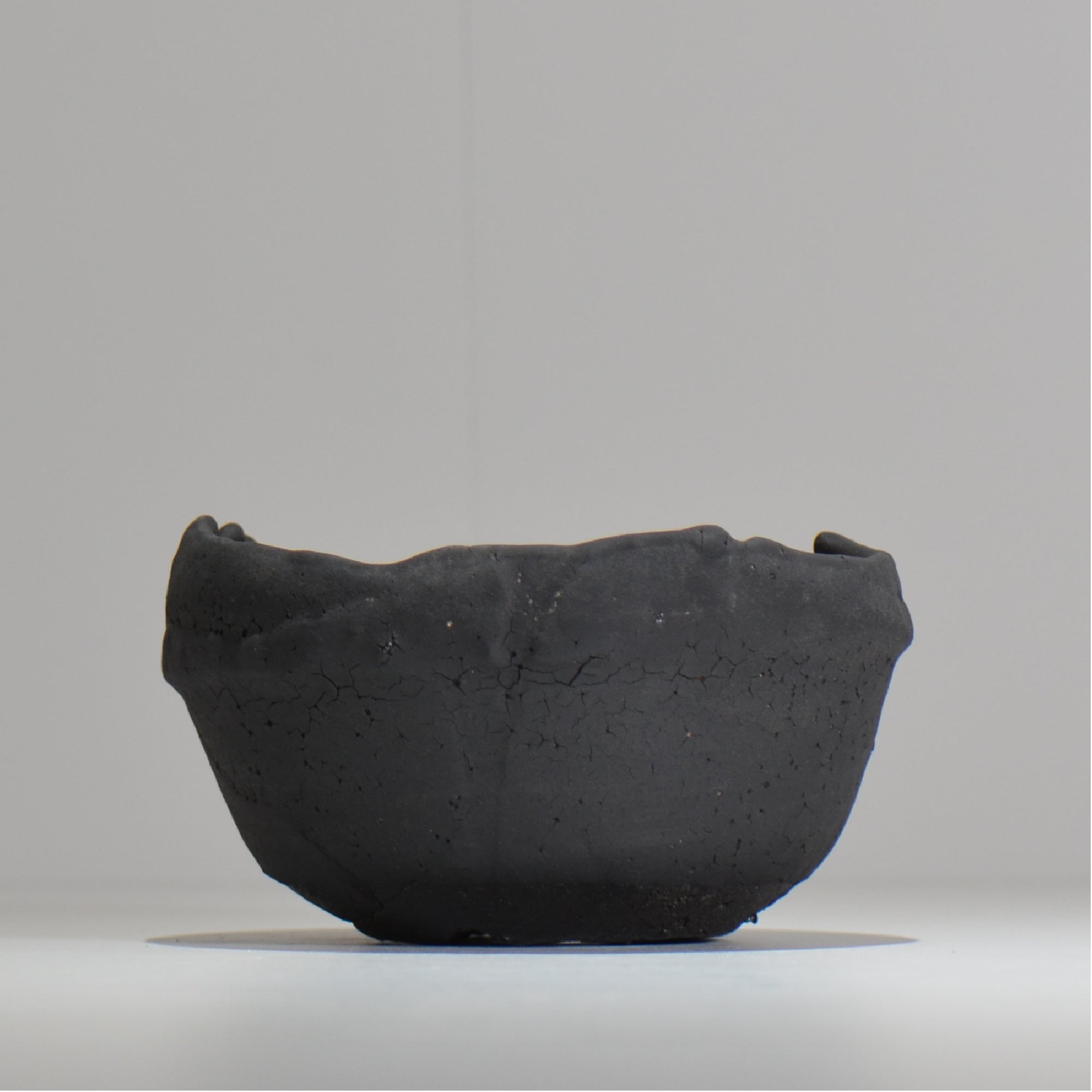 川合牧人 / UROKO POT BLACK / km_urkb06_m / 約φ14cm / 植木鉢