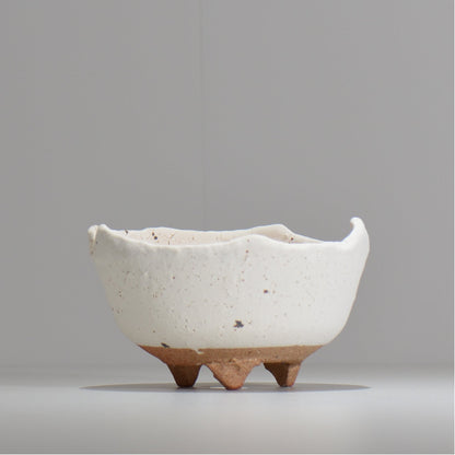 川合牧人 / UROKO POT WHITE/ km_urkw01_m / 約φ13.5cm / 植木鉢