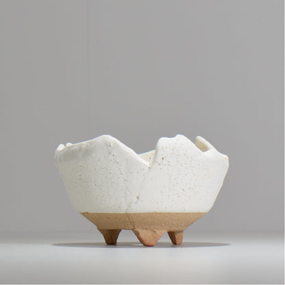 川合牧人 / UROKO POT WHITE/ km_urkw04_m / 約φ14cm / 植木鉢