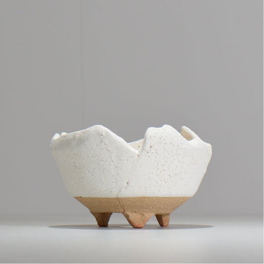 川合牧人 / UROKO POT WHITE/ km_urkw04_m / 約φ14cm / 植木鉢