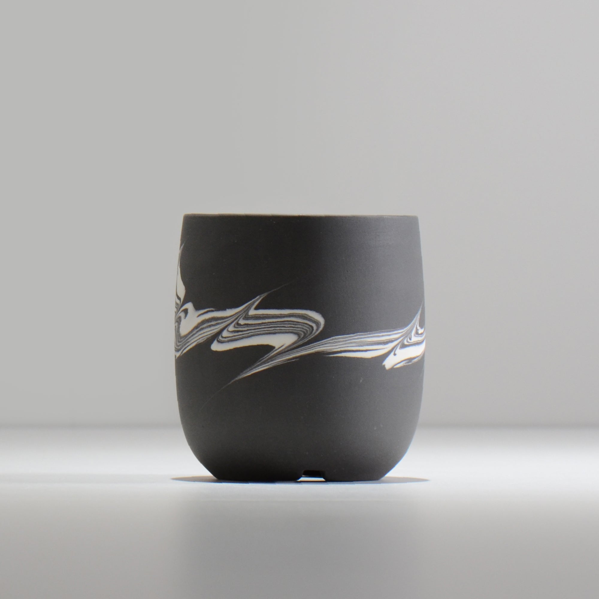 山本真郎 / 黒仙-kokusen013 / S / 約φ8.2cm / 植木鉢