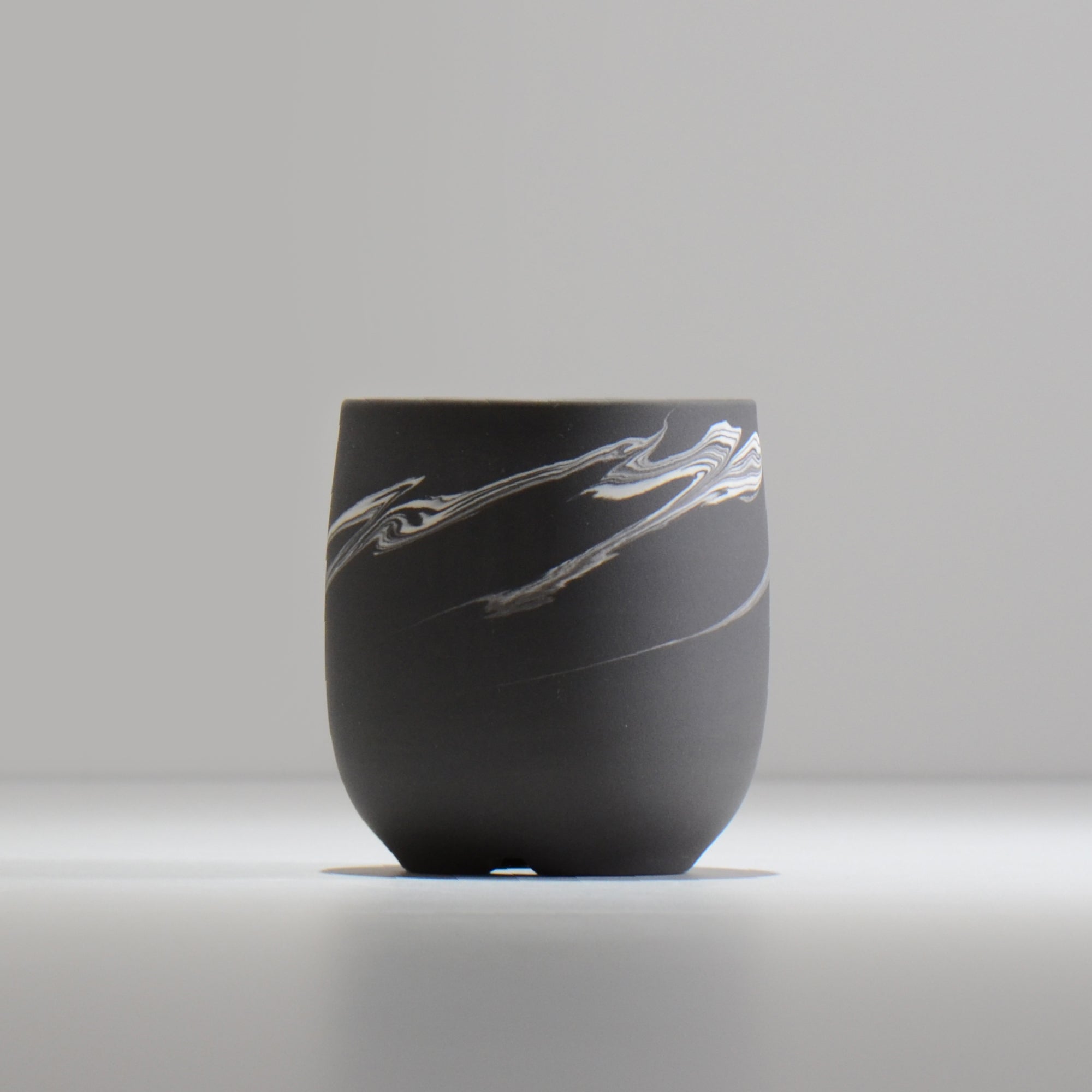 山本真郎 / 黒仙-kokusen014 / S / 約φ8cm / 植木鉢