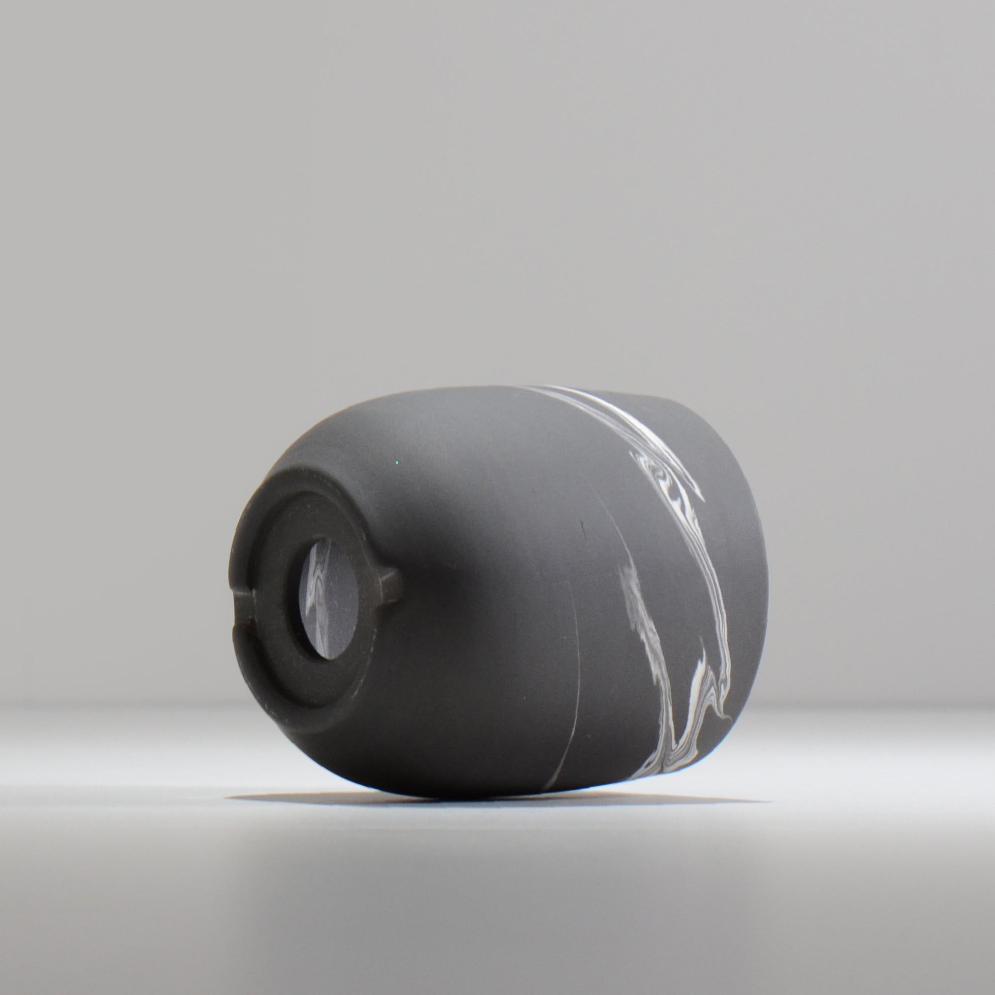 山本真郎 / 黒仙-kokusen014 / S / 約φ8cm / 植木鉢