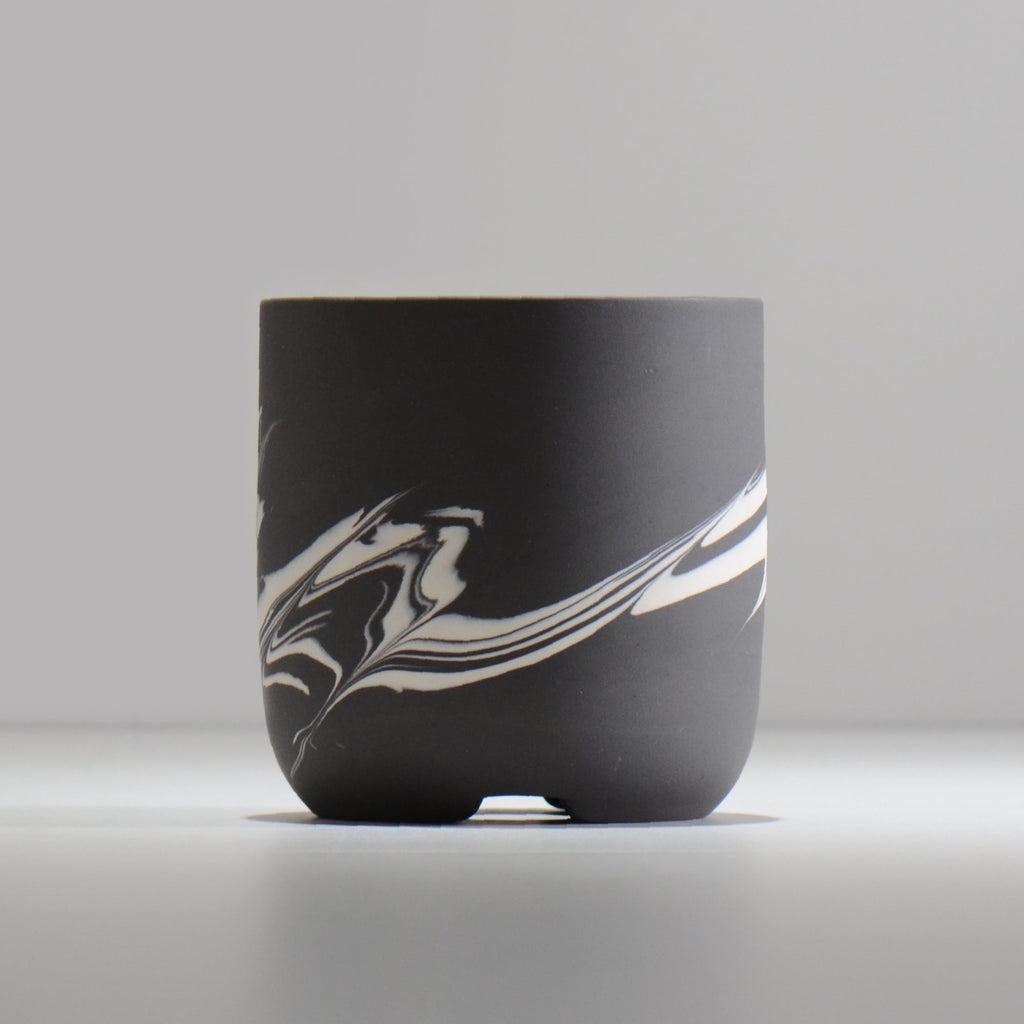 山本真郎 / 黒仙-kokusen018 / M / 約φ10.5cm / 植木鉢