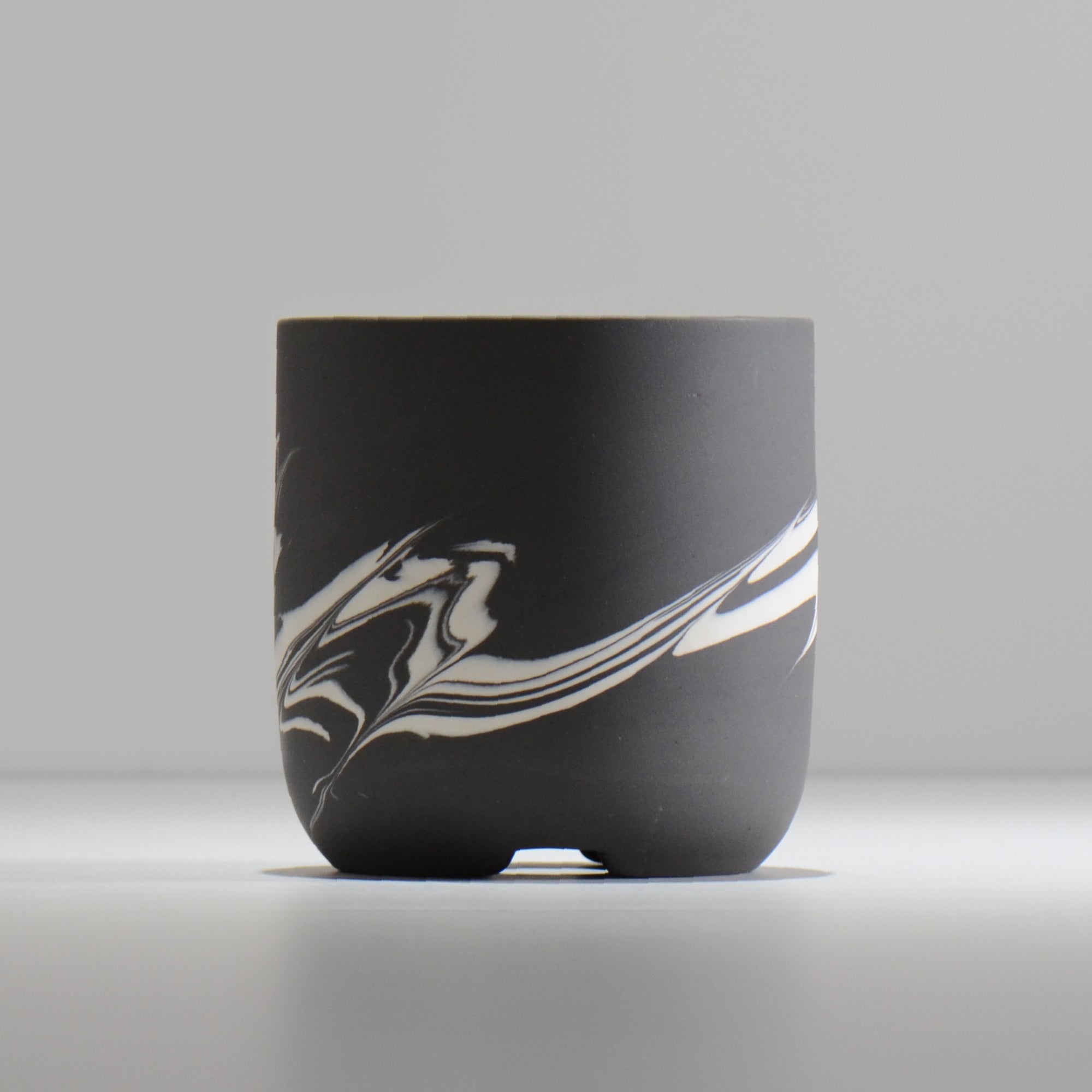 山本真郎 / 黒仙-kokusen018 / M / 約φ10.5cm / 植木鉢
