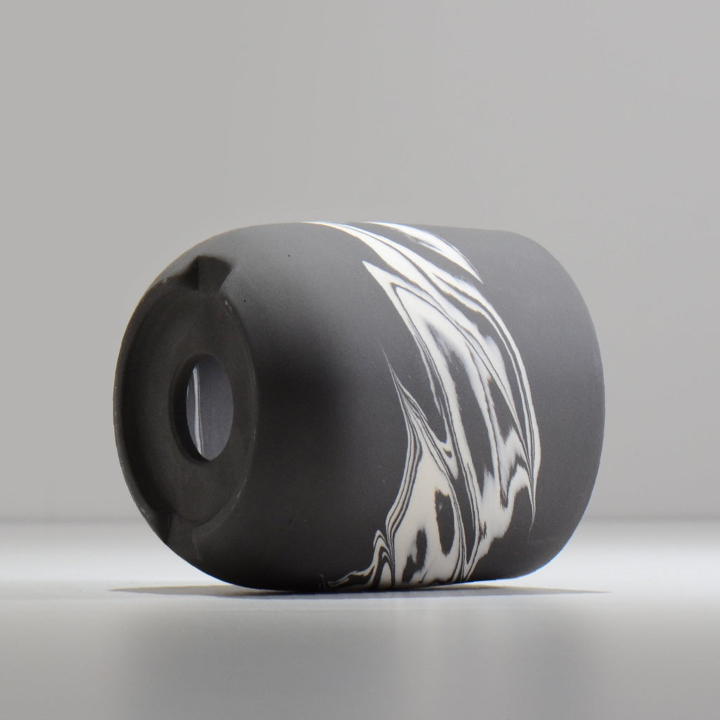 山本真郎 / 黒仙-kokusen019 / M / 約φ10.2cm / 植木鉢