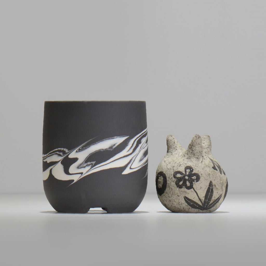 山本真郎 / 黒仙-kokusen019 / M / 約φ10.2cm / 植木鉢