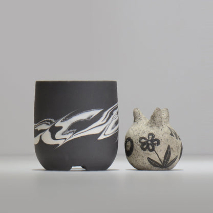 山本真郎 / 黒仙-kokusen019 / M / 約φ10.2cm / 植木鉢