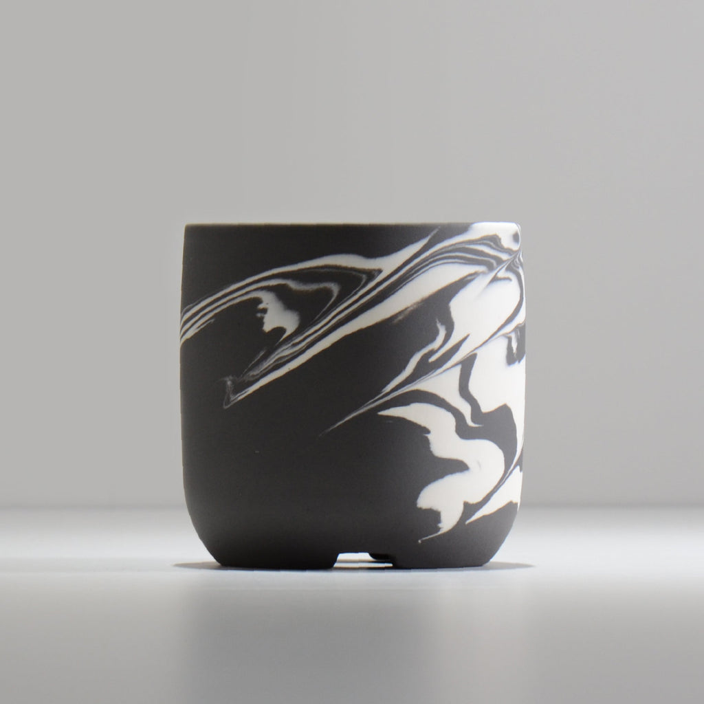 山本真郎 / 黒仙-kokusen020 / M / 約φ10.7cm / 植木鉢