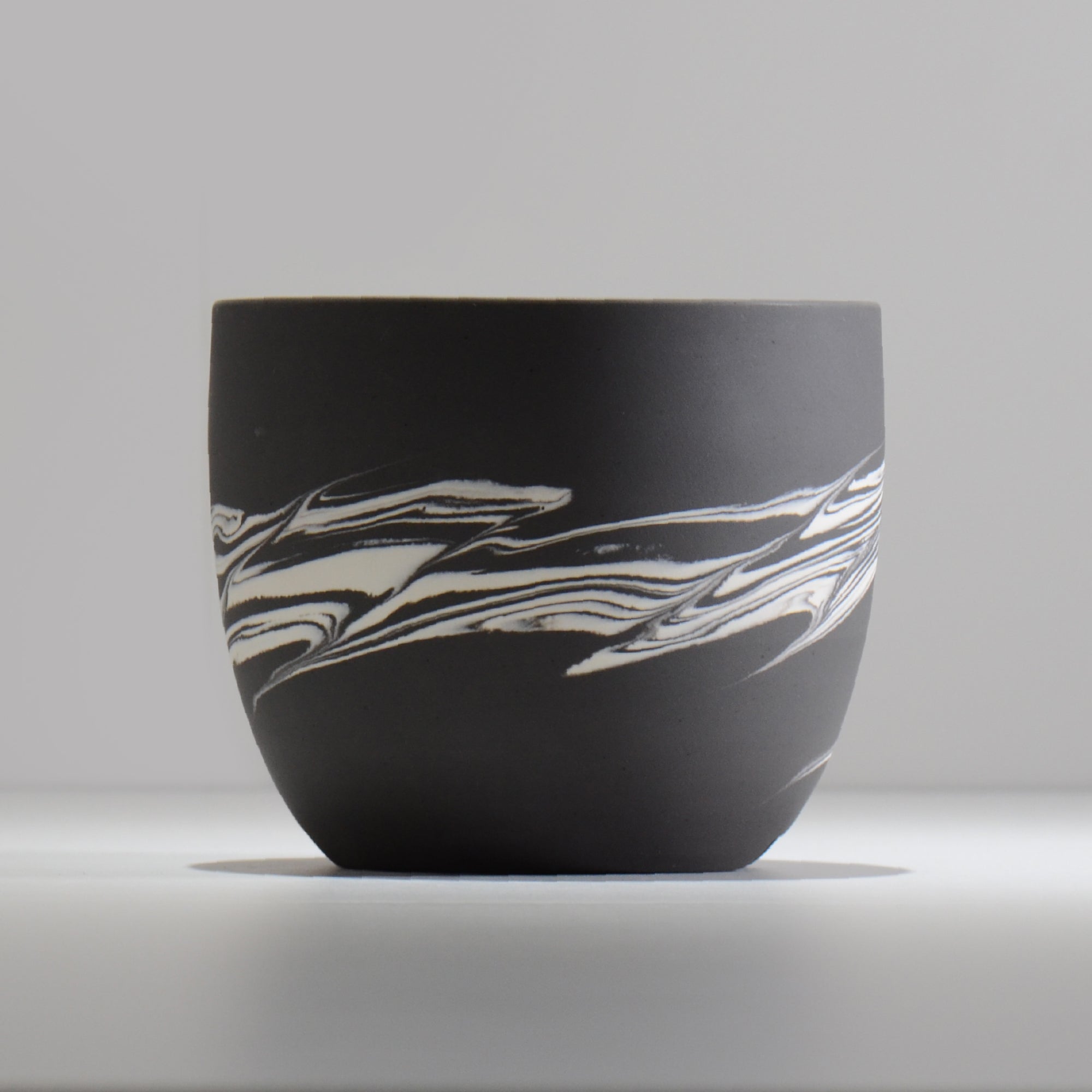 山本真郎 / 黒仙-kokusen024 / L / 約φ15.3cm / 植木鉢