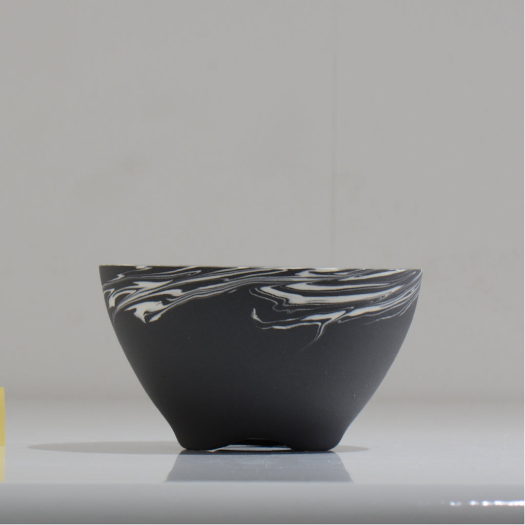 山本真郎 / 黒仙-kokusen006 / 約φ13.7cm / 植木鉢