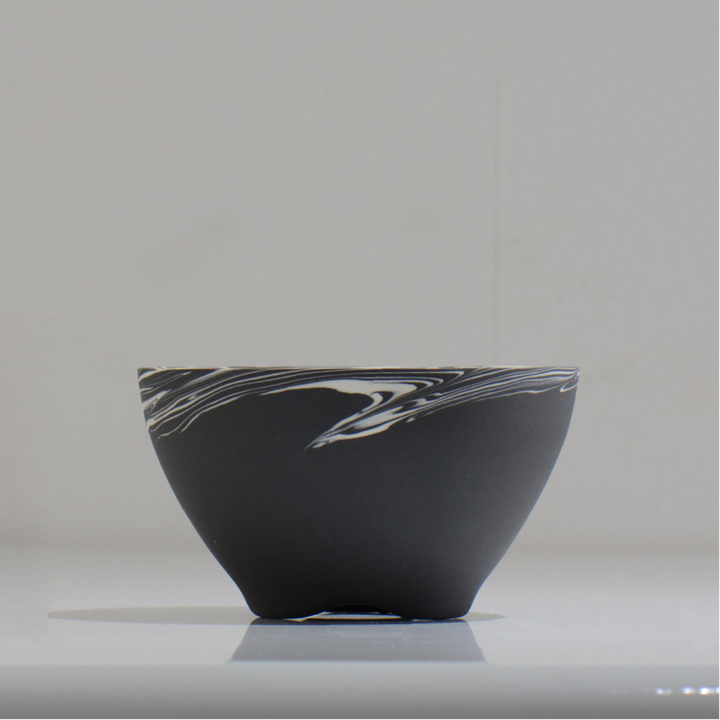 山本真郎 / 黒仙-kokusen006 / 約φ13.7cm / 植木鉢