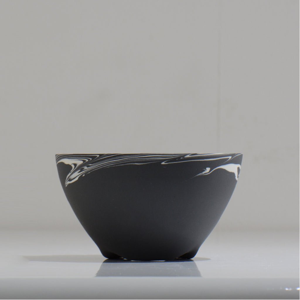 山本真郎 / 黒仙-kokusen006 / 約φ13.7cm / 植木鉢