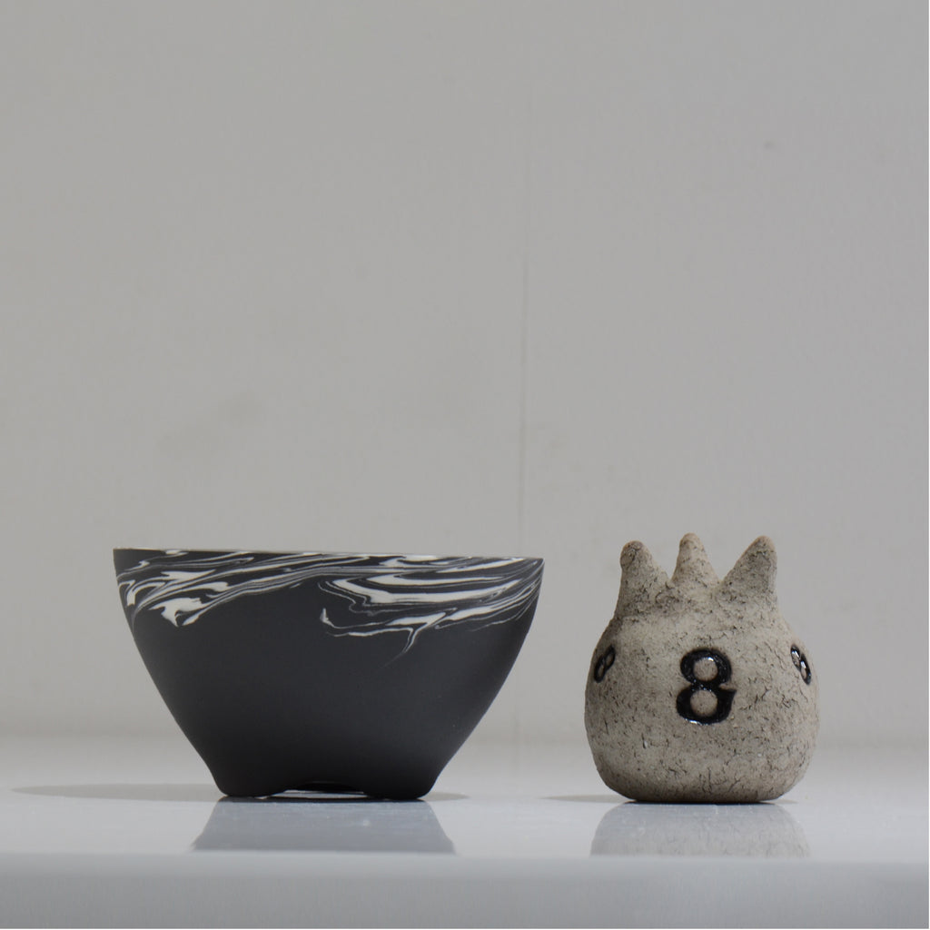 山本真郎 / 黒仙-kokusen006 / 約φ13.7cm / 植木鉢