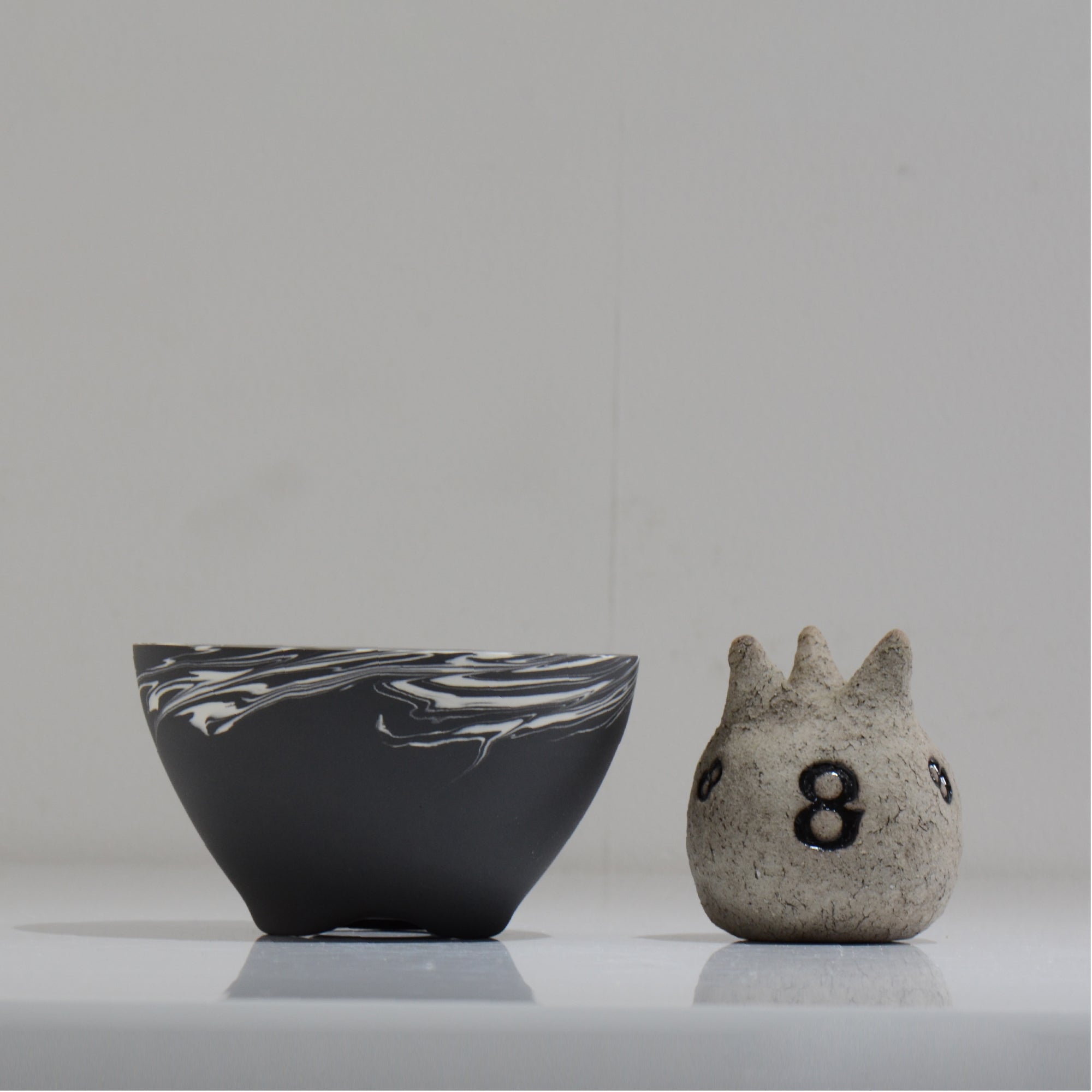 山本真郎 / 黒仙-kokusen006 / 約φ13.7cm / 植木鉢