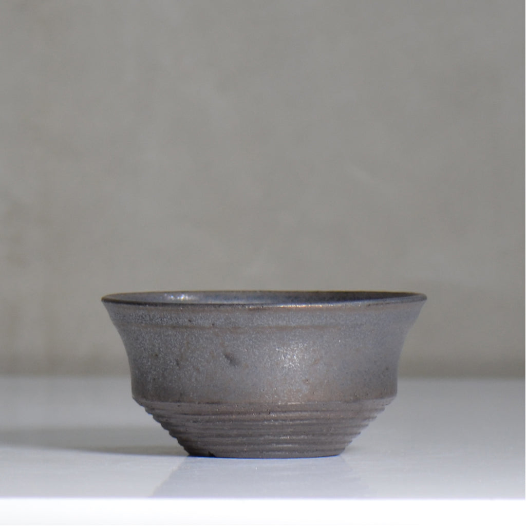 YATAGARASU / KOTETSU - 02 / M / 約 φ13.5cm /  植木鉢