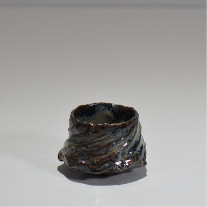 木村 貴史 / 黒泥彩白釉ぐい呑 /kt_07