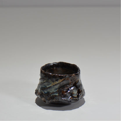 木村 貴史 / 黒泥彩白釉ぐい呑 /kt_07