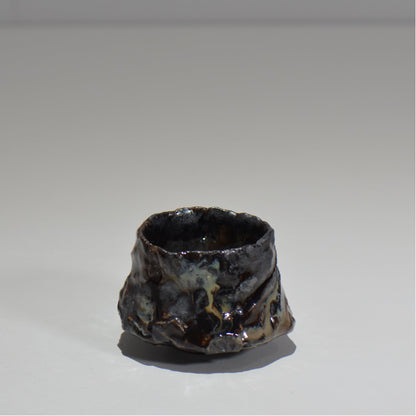 木村 貴史 / 黒泥彩白釉ぐい呑 /kt_07