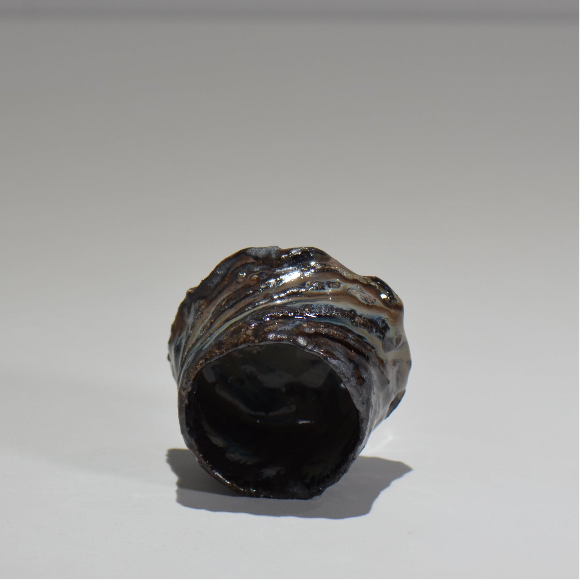 木村 貴史 / 黒泥彩白釉ぐい呑 /kt_07