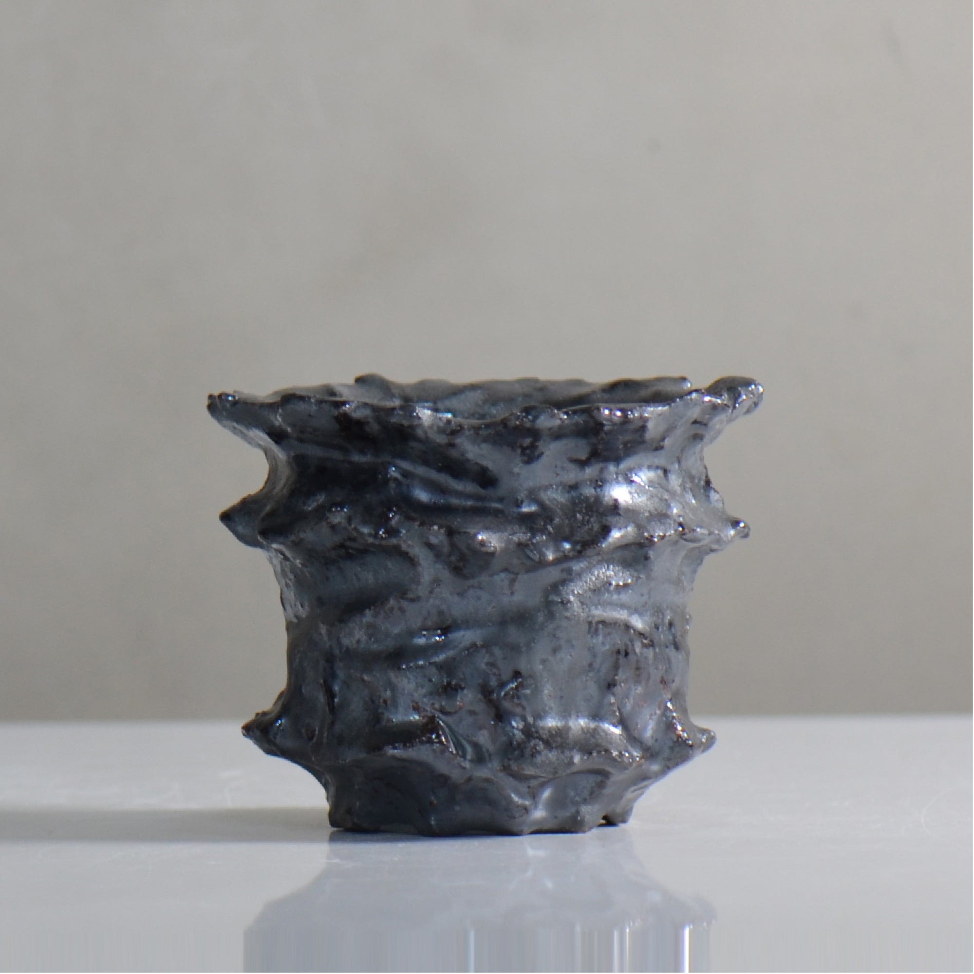 ♪昔の青磁植木鉢　丸型　無キズ　こめです。 木村 貴史 / KOKUYU/ kt2_ky02_s / 約 φ11.5cm / 植木鉢 – ハチラボ
