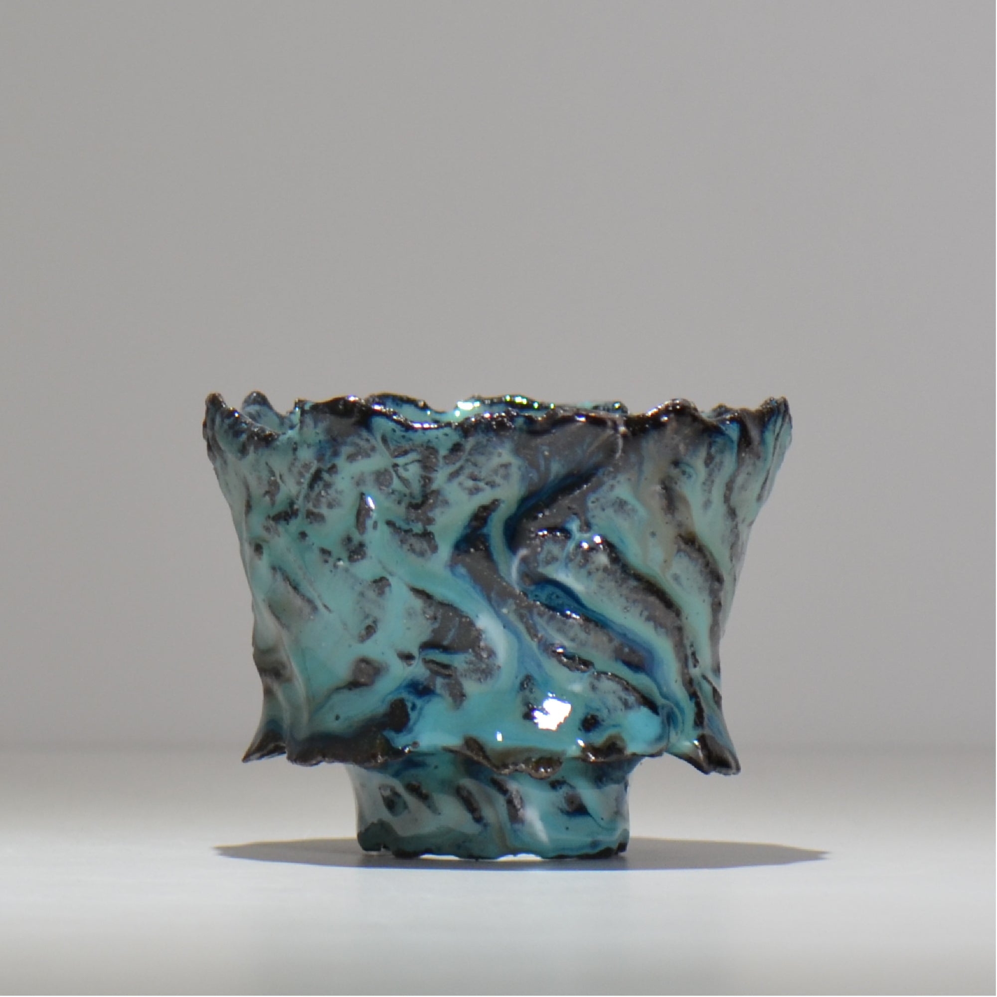 菊地元野 / AVOCADO BORDER ブラック 03/ L / 約φ16cm / 植木鉢 – ハチラボ
