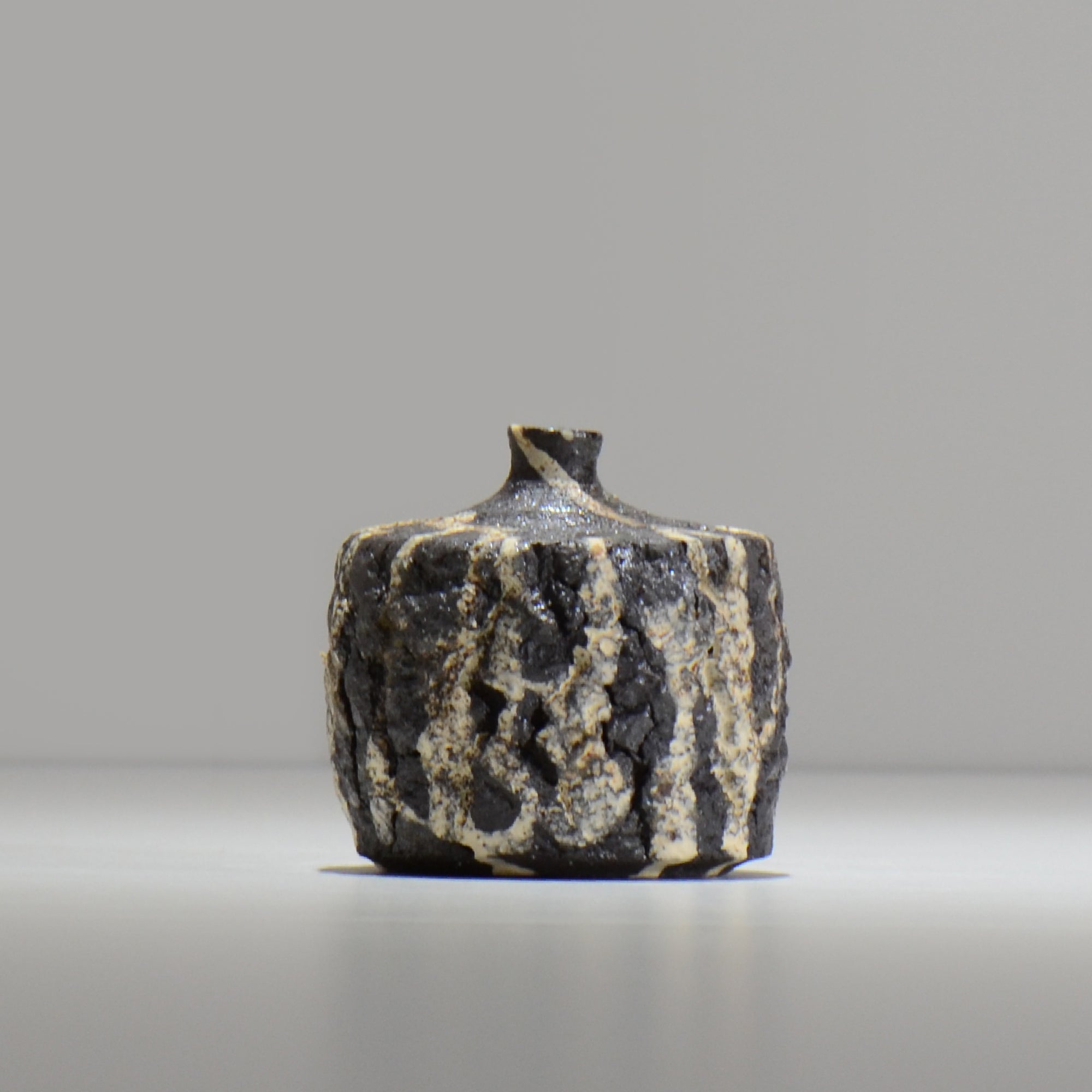 松井邦明 / 一輪挿し / matsu_ichi01 / 約 8.4cm / 花瓶